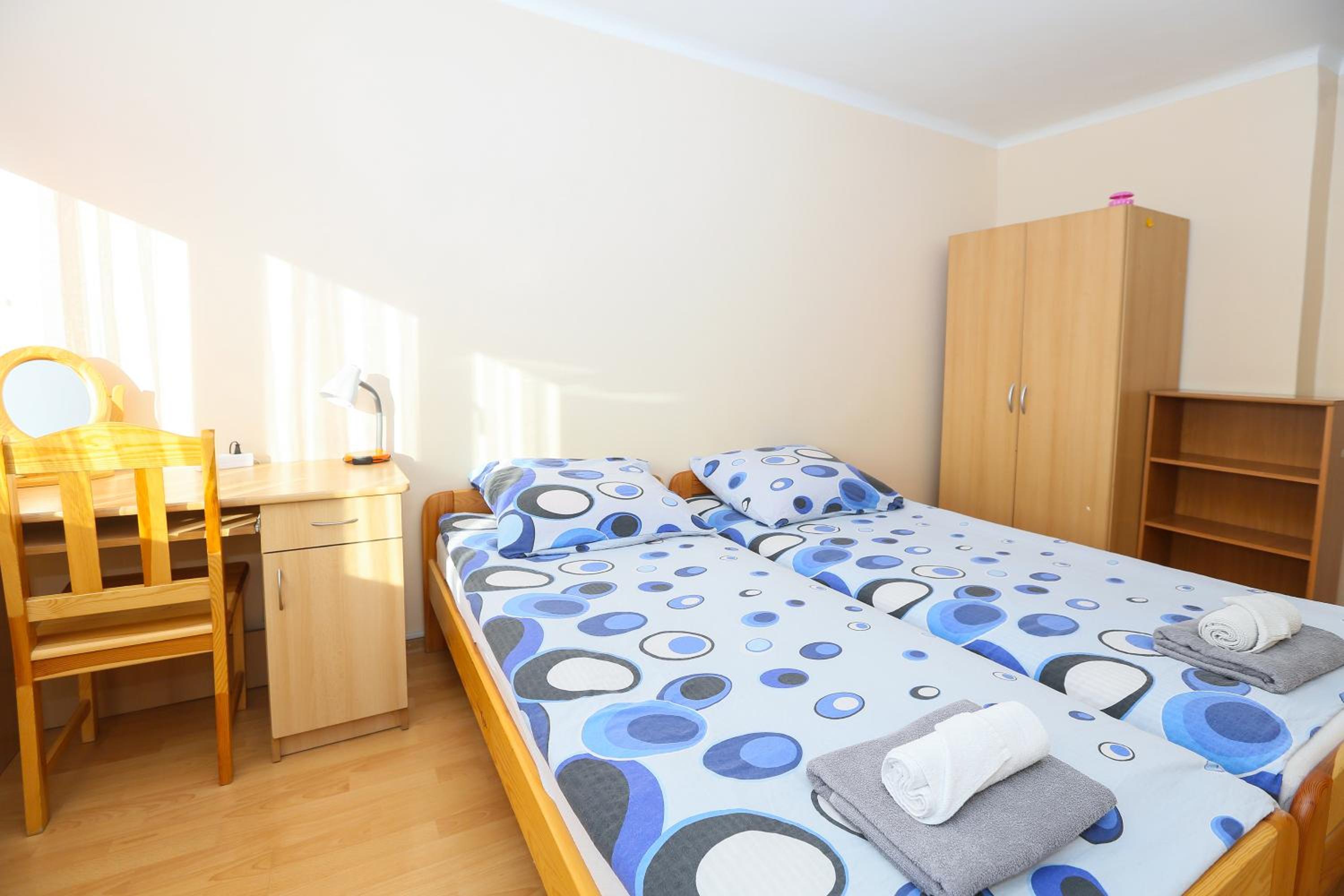 Standard Double Room with Shared Bathroom and Shared Kitchen photo 3