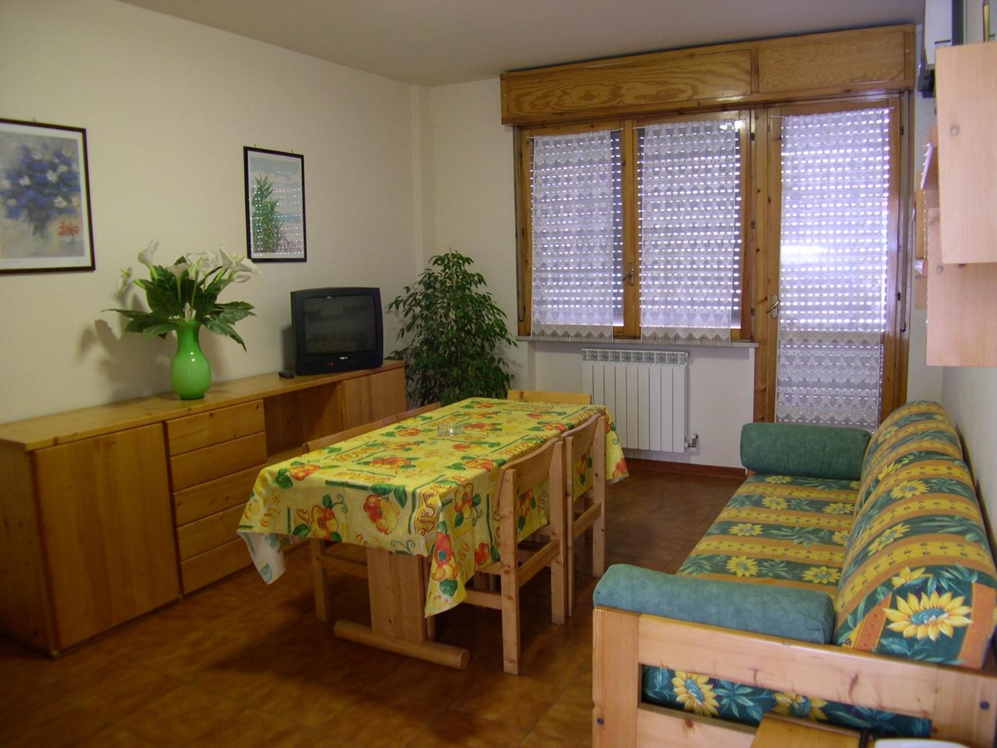 Two-Bedroom Apartment with Balcony photo 1