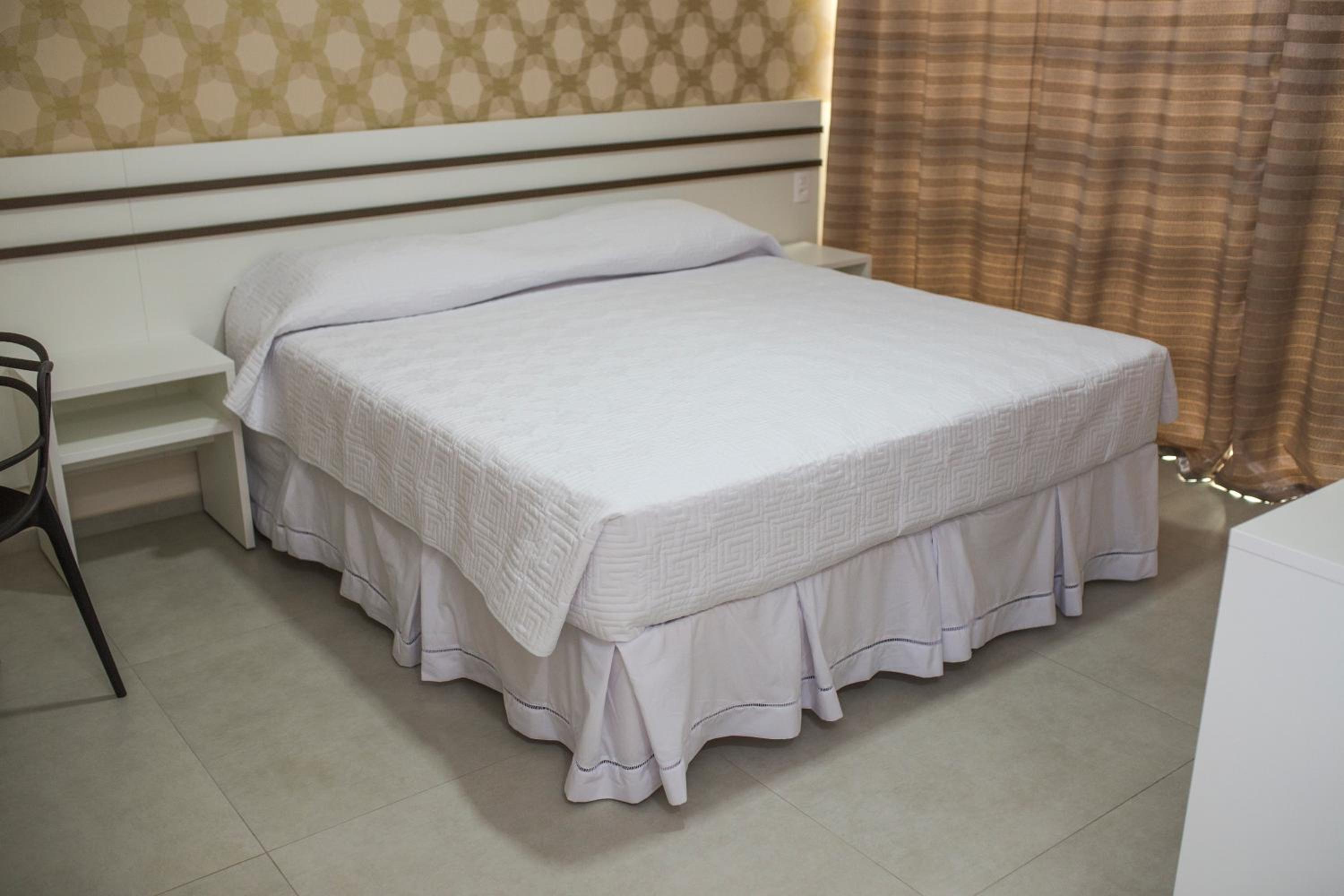 Large Double or Twin Room