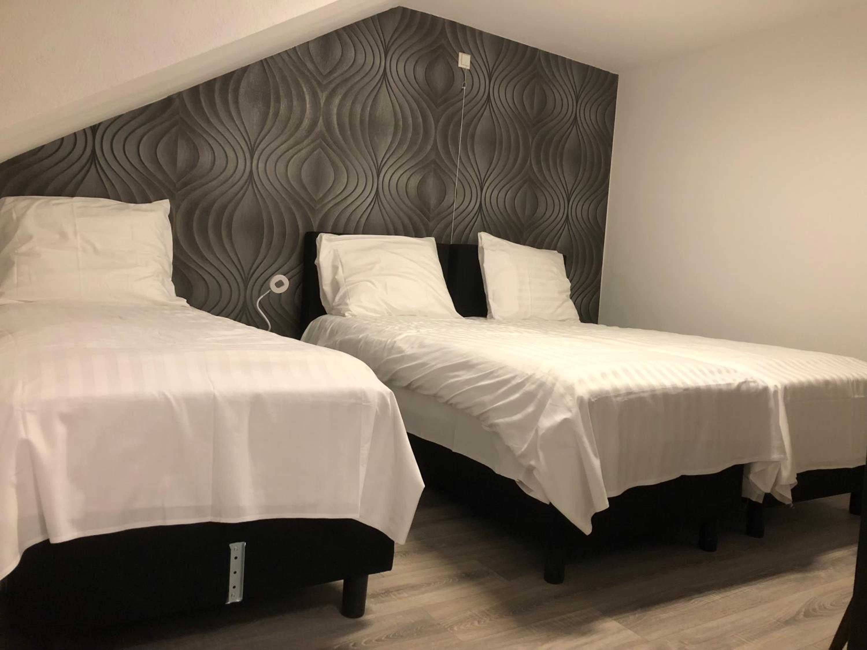 Comfort Triple Room with Shower photo 1