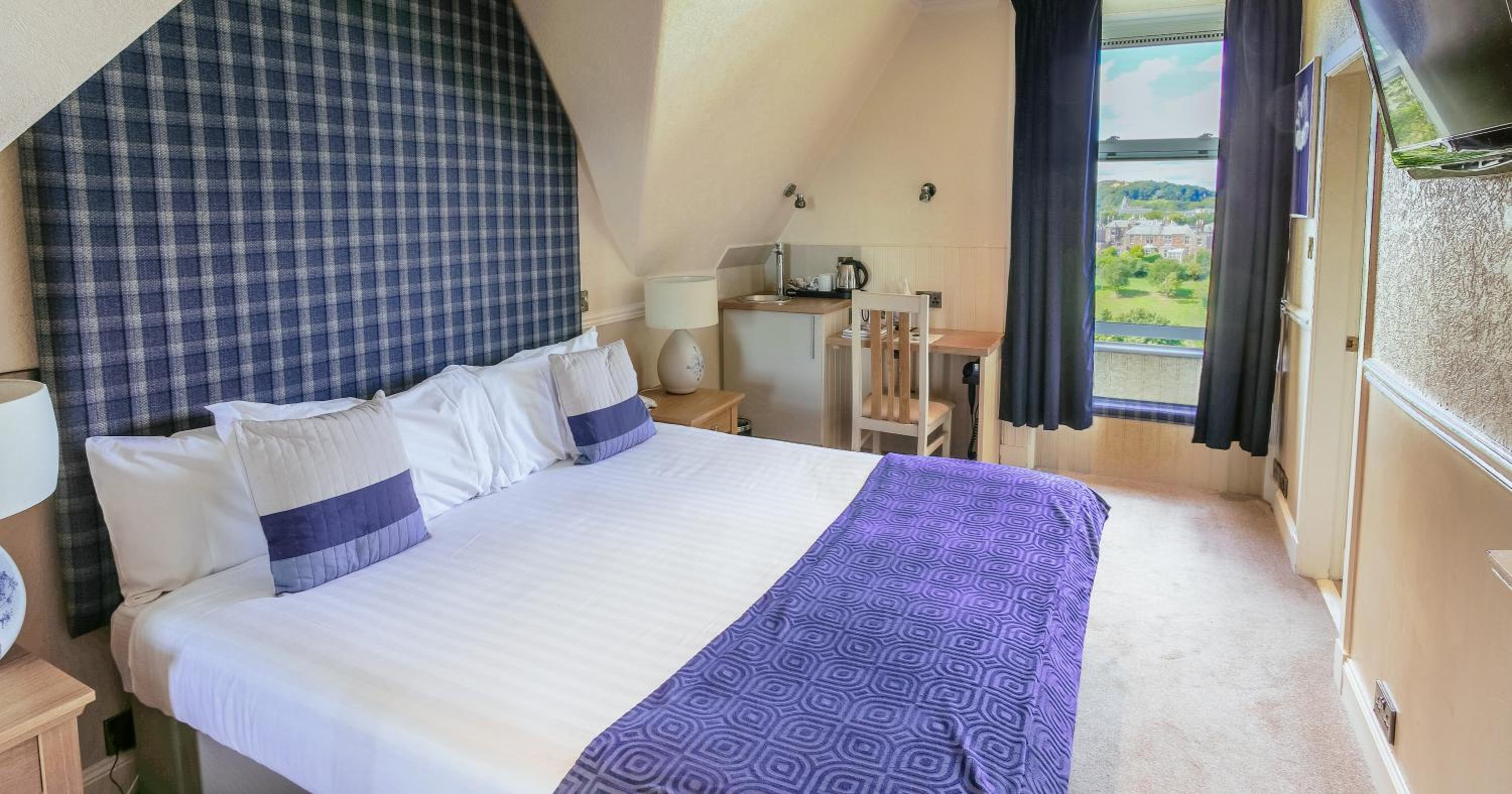 Classic Double Room - Non-Smoking - Photo 2