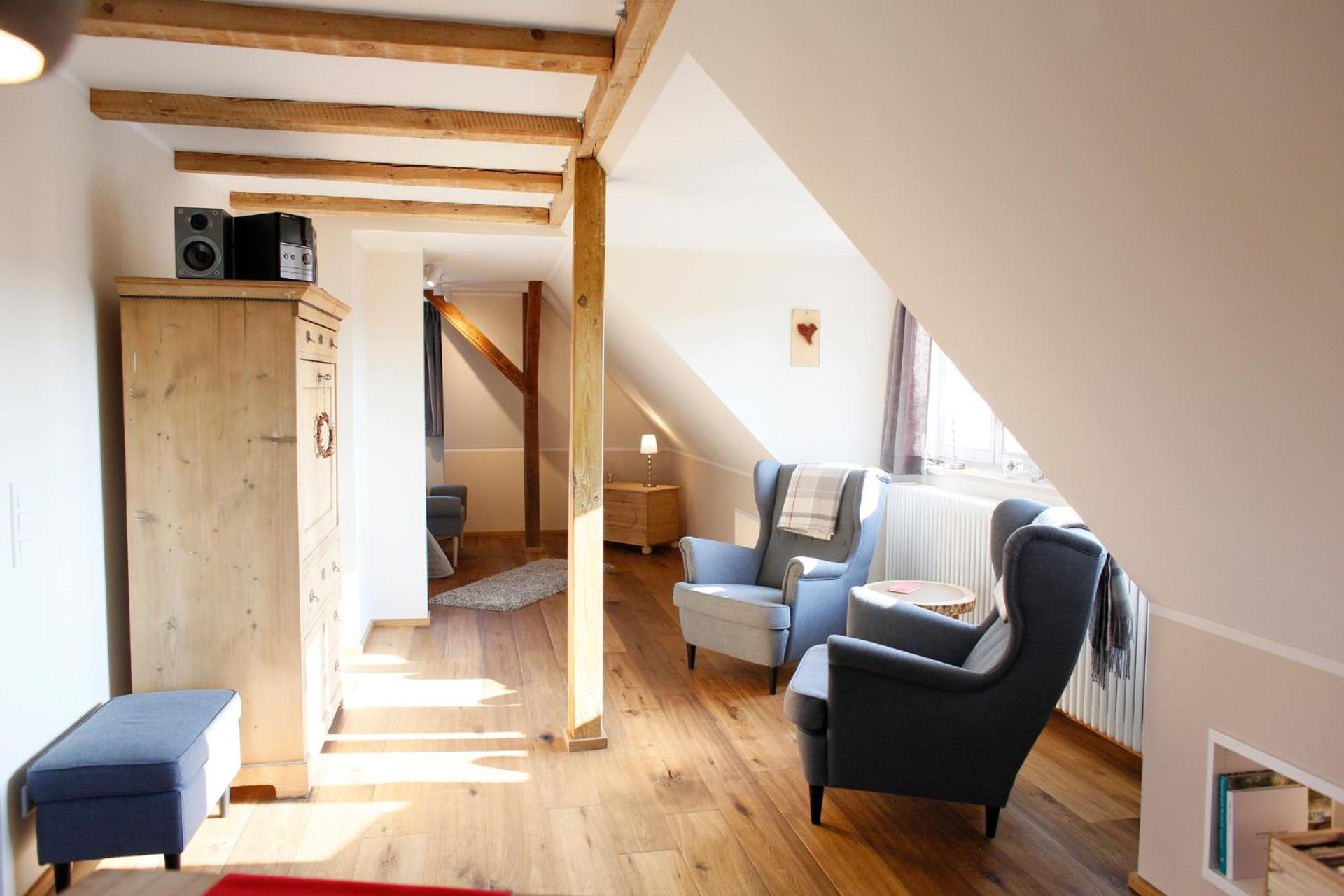Studio Apartment - Photo 19