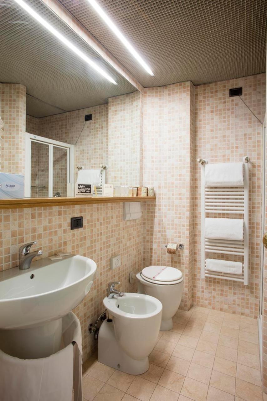Classic Double or Twin Room - Photo 2