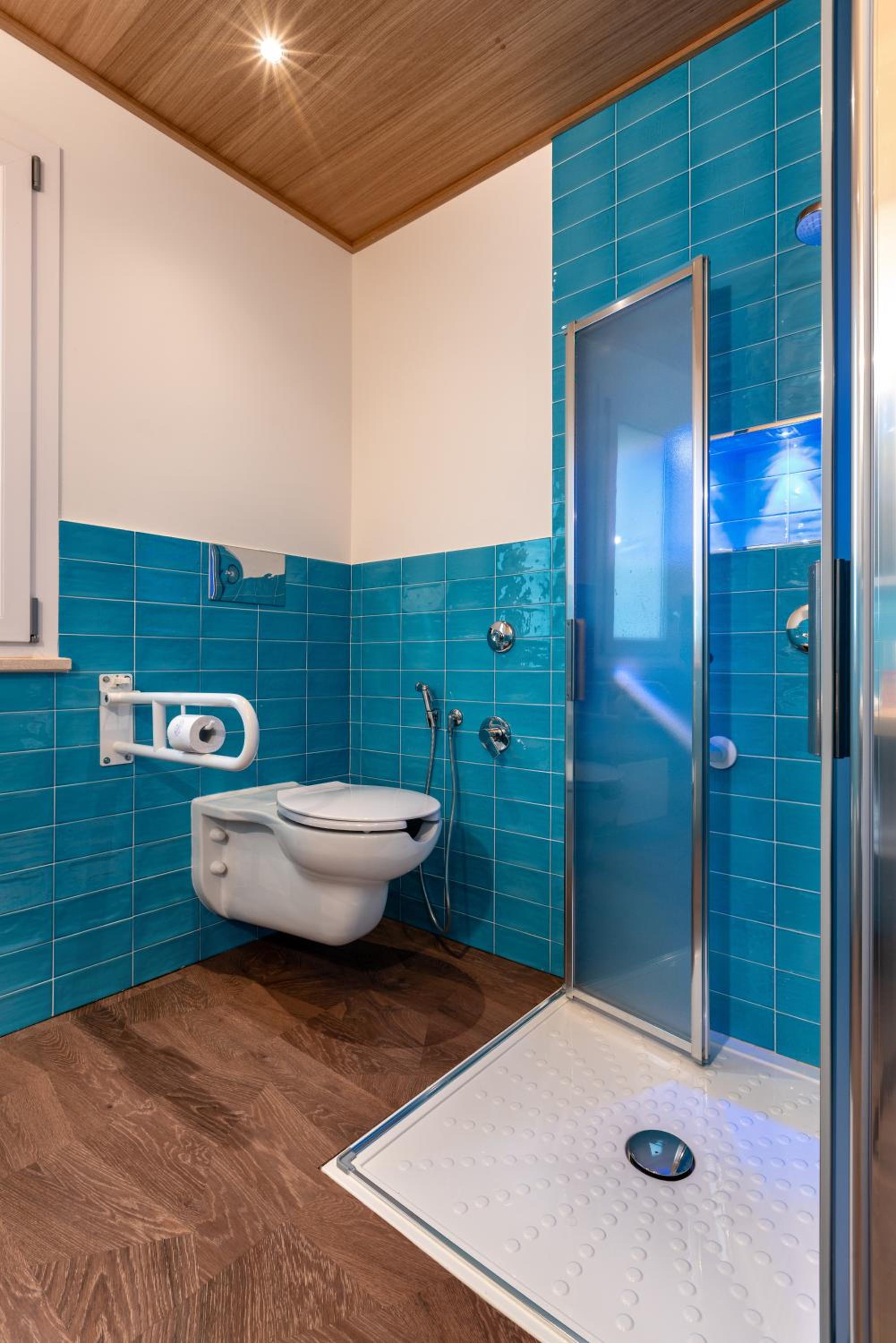 Double Room - Disability Access - Photo 4