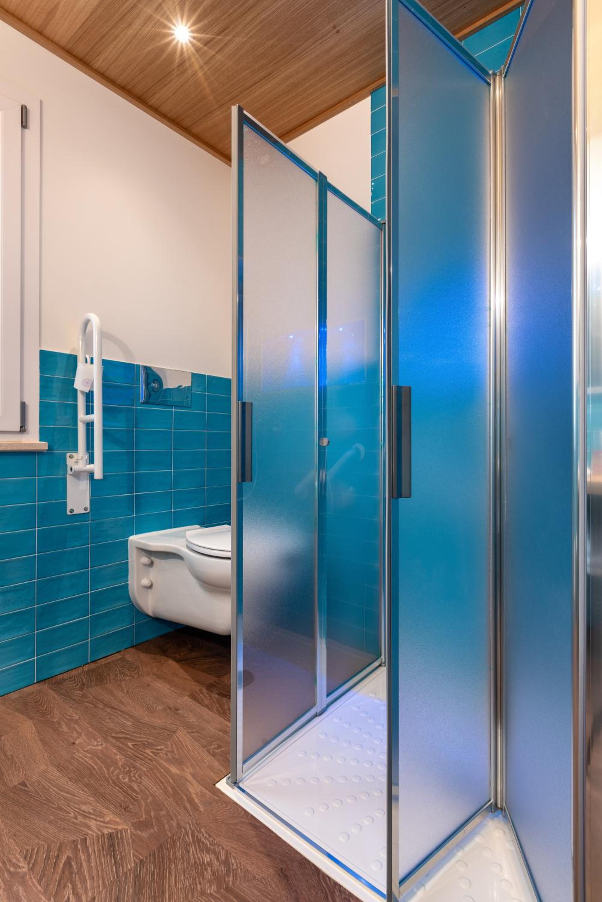 Double Room - Disability Access - Photo 14