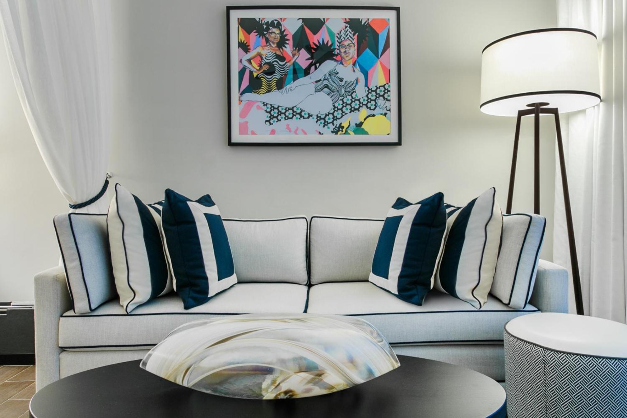 Beach Front King Suite with Private deck