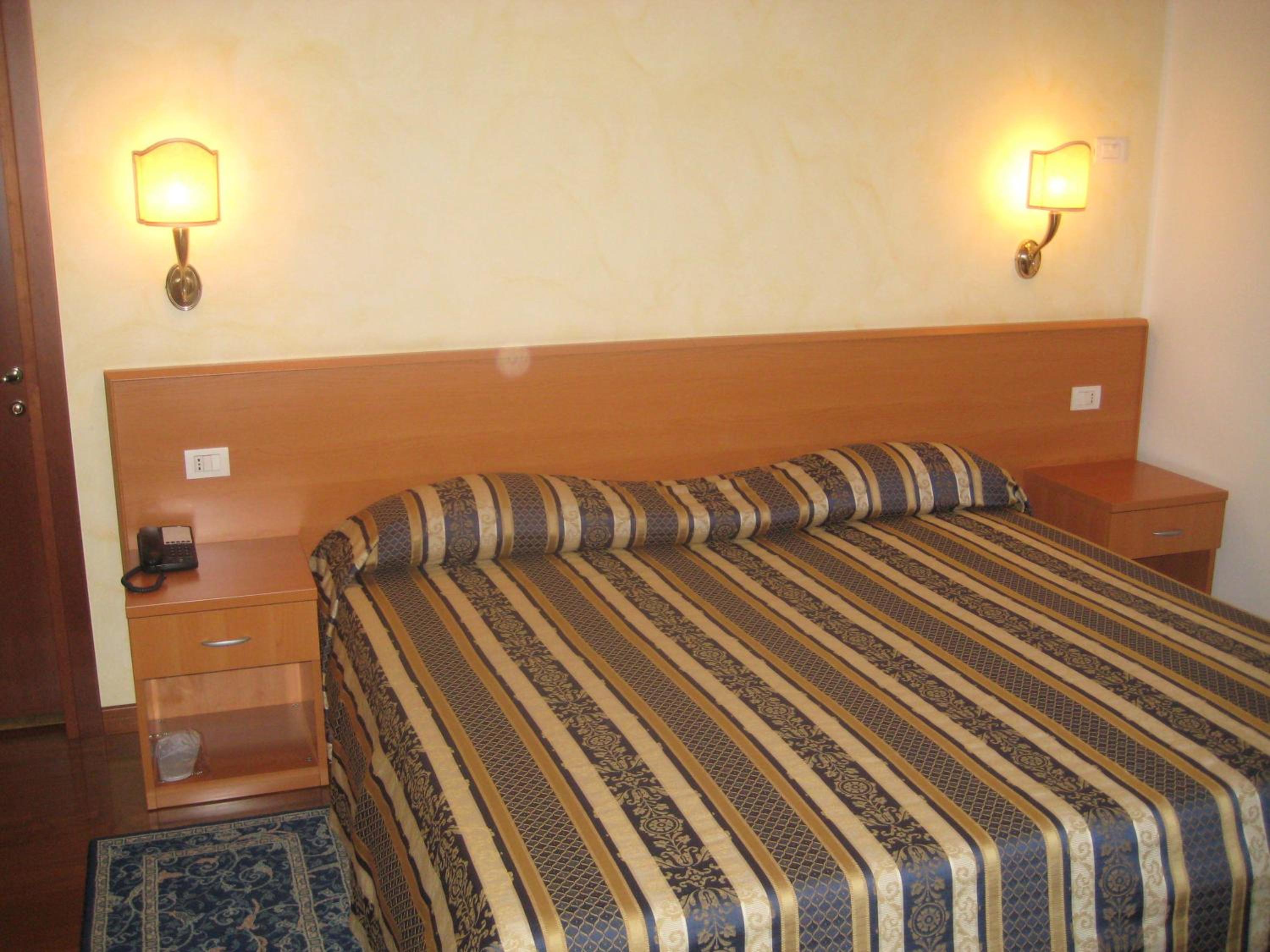 Superior Double Room - Photo 2