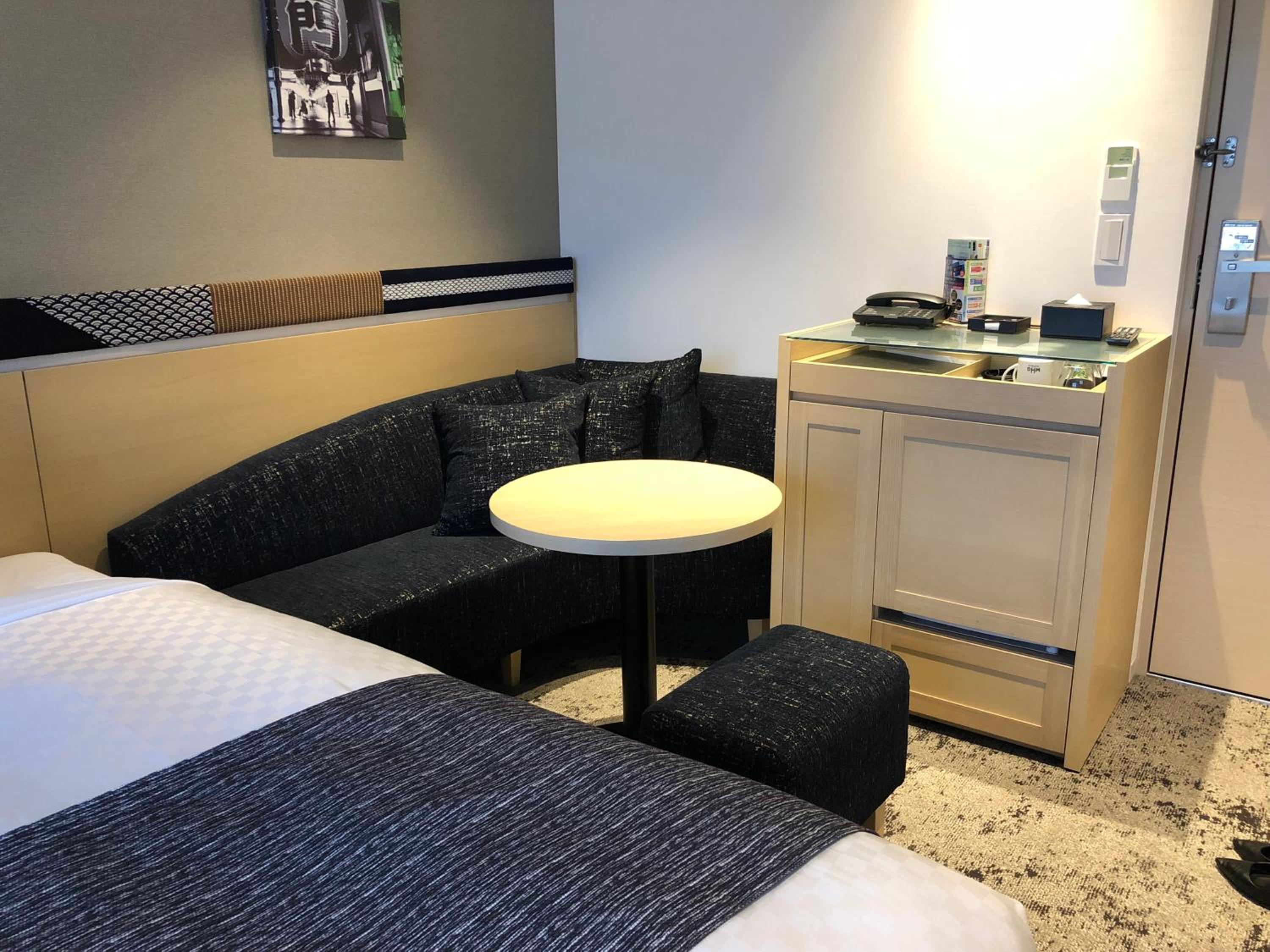 Family Room - Non-Smoking