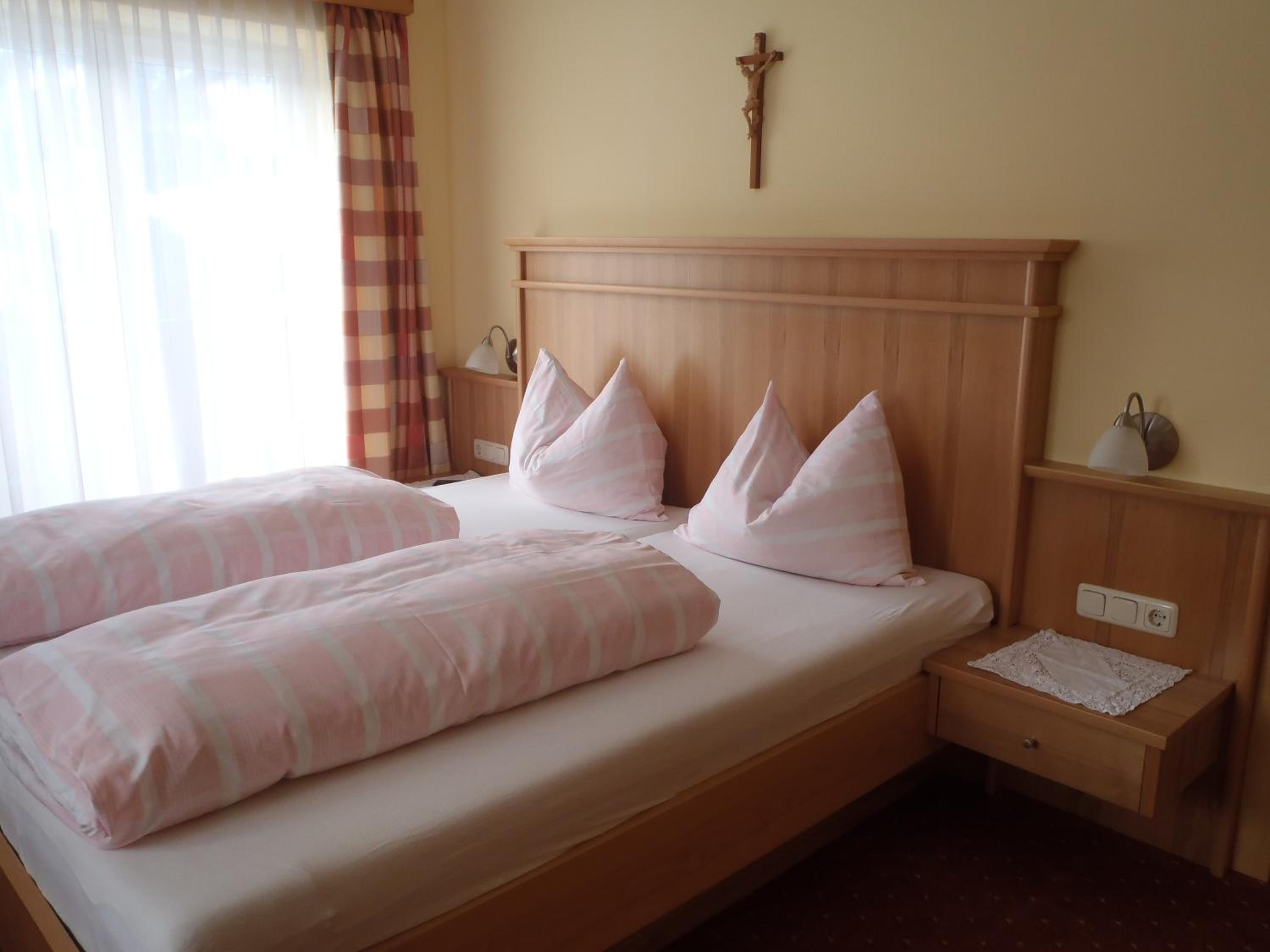 Double Room with Balcony photo 2