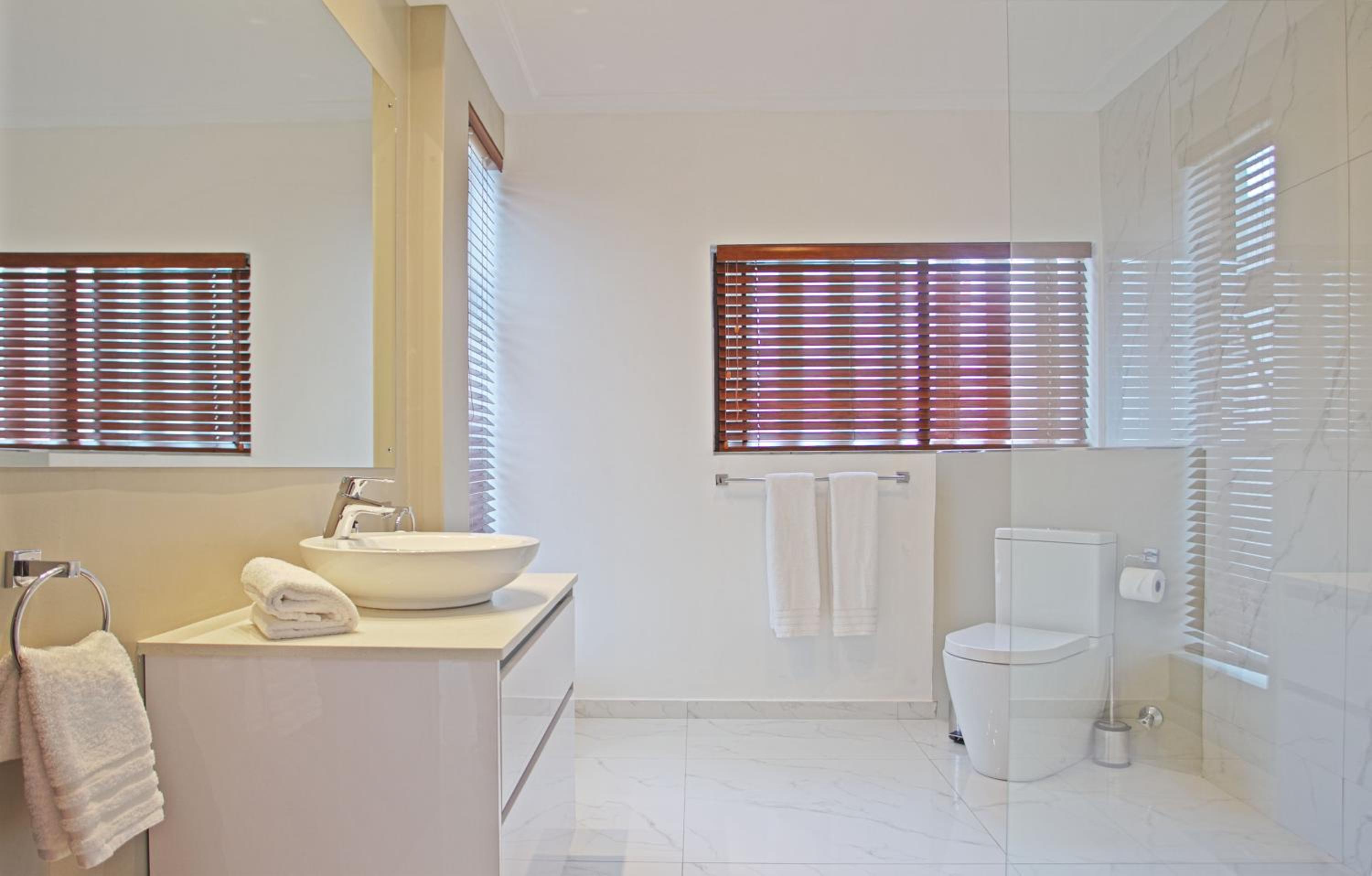 Penthouse Suite with Bay View - Photo 7