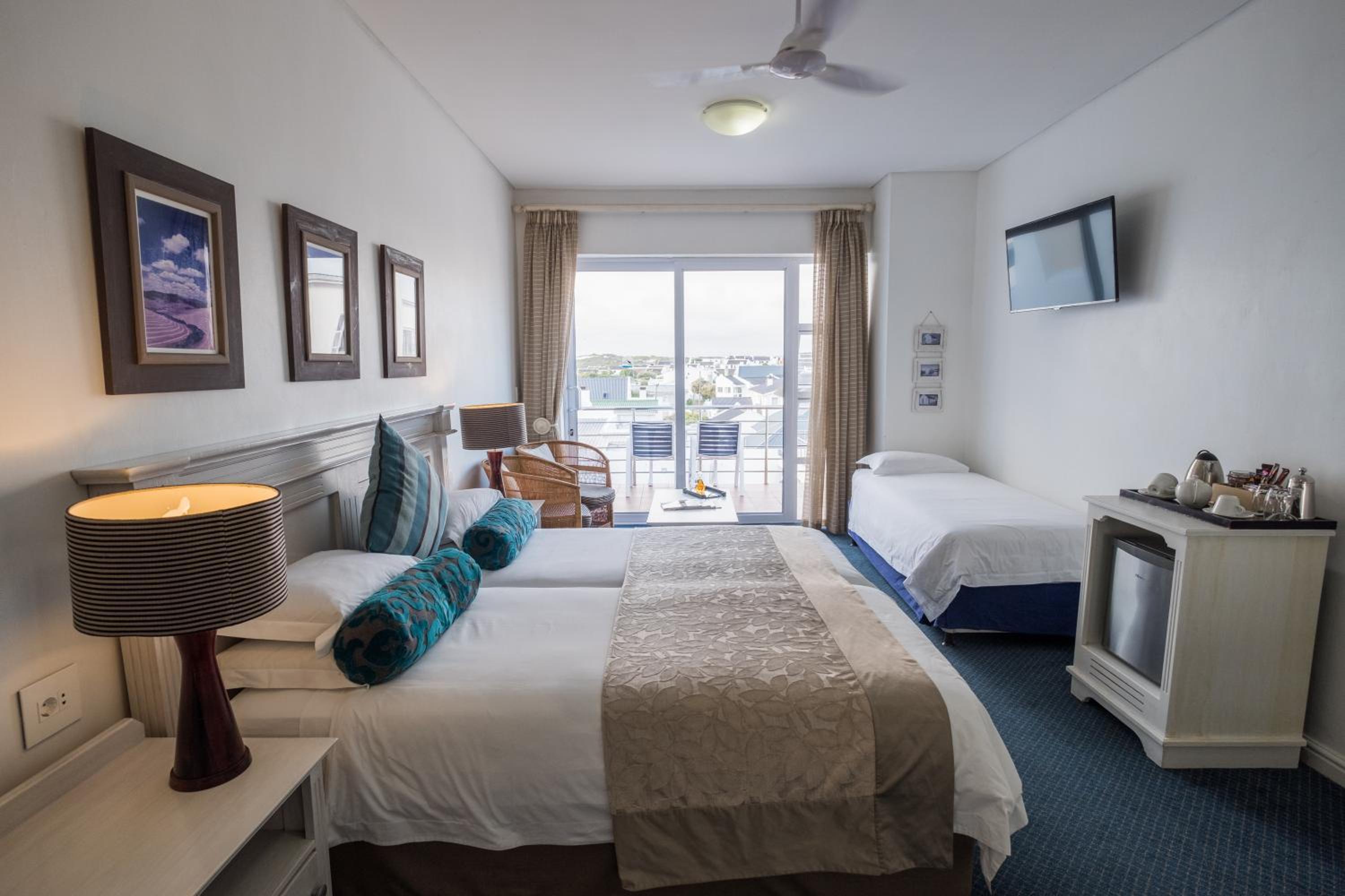 Double Room with Pool View