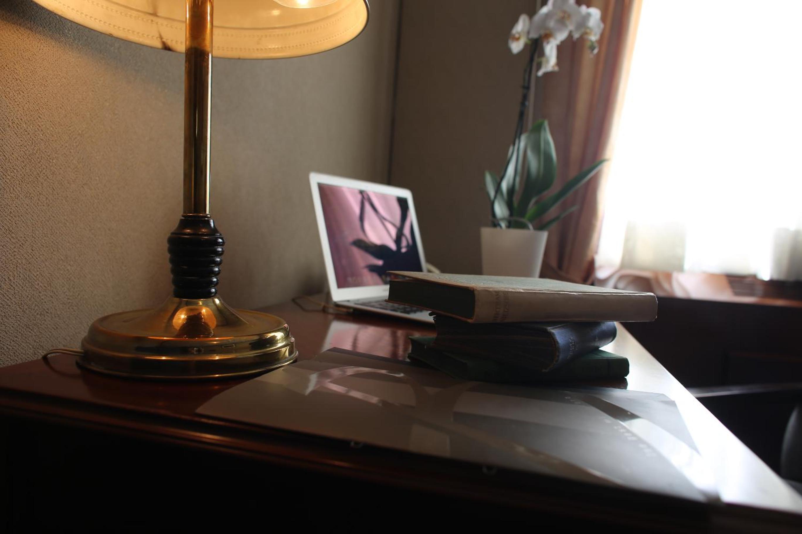 Suite - Photo 11