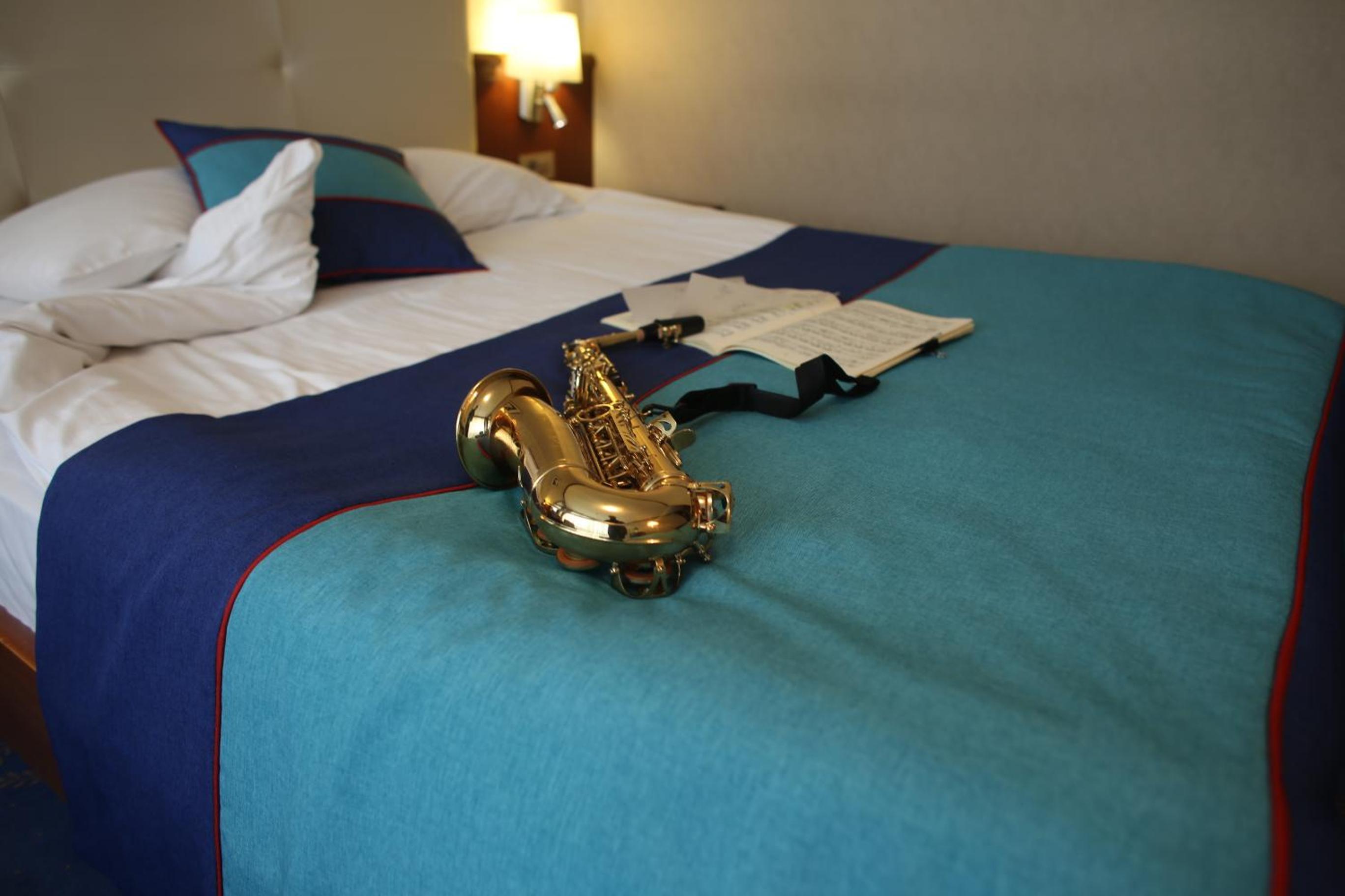 Suite - Photo 6