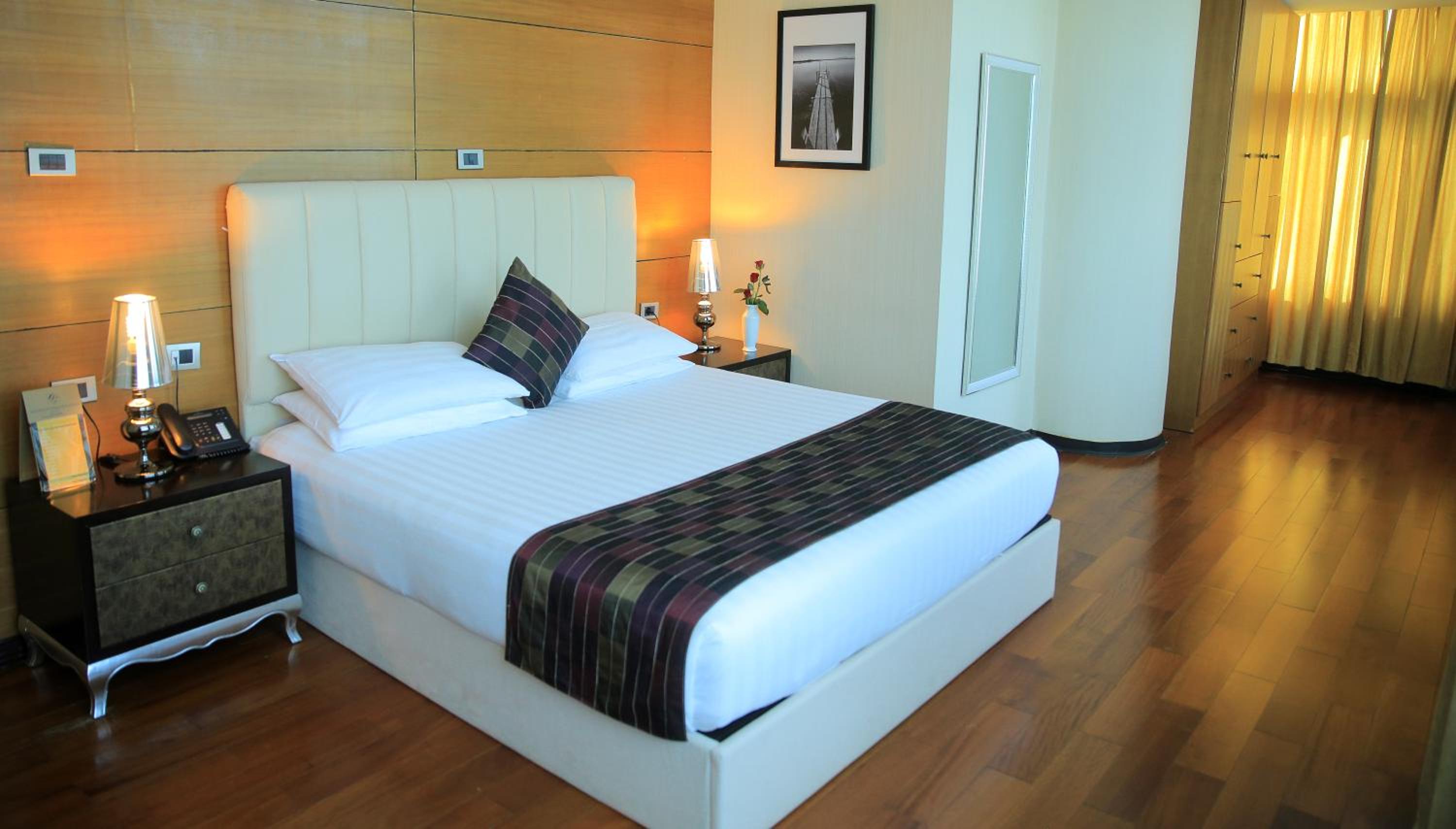 One-Bedroom Apartment - Photo 10
