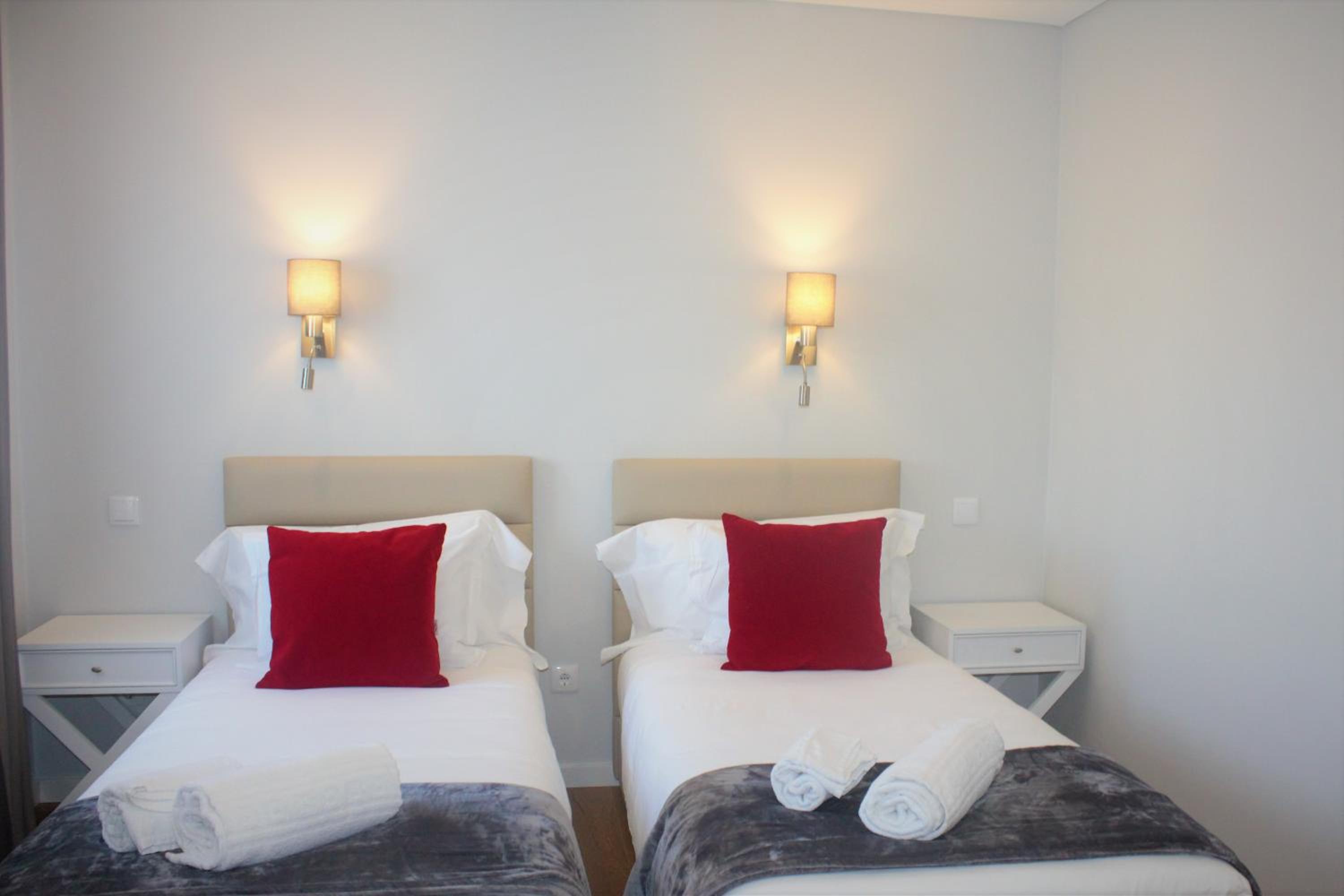 Twin Room with Private Bathroom photo 1