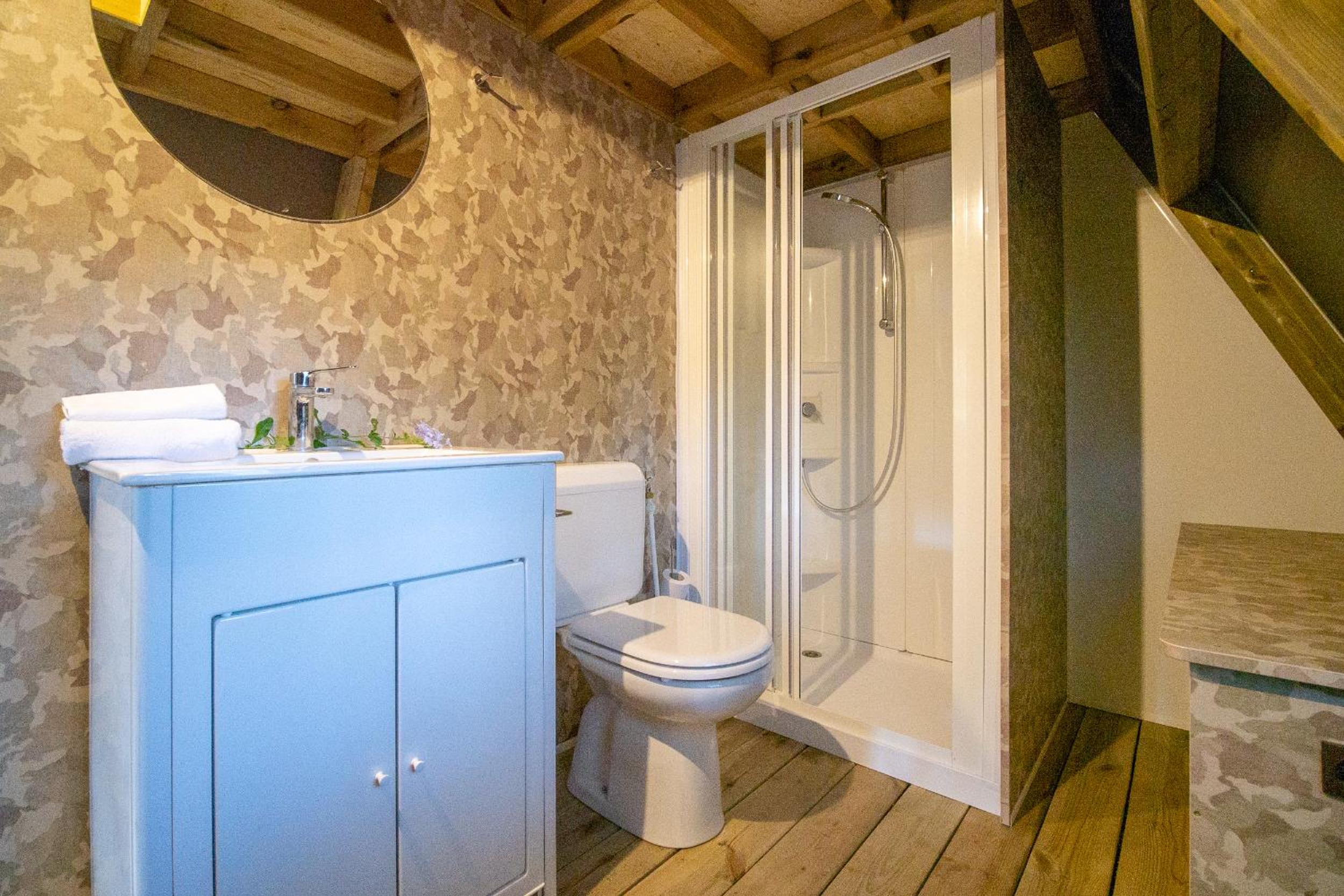 Air Lodge photo 3