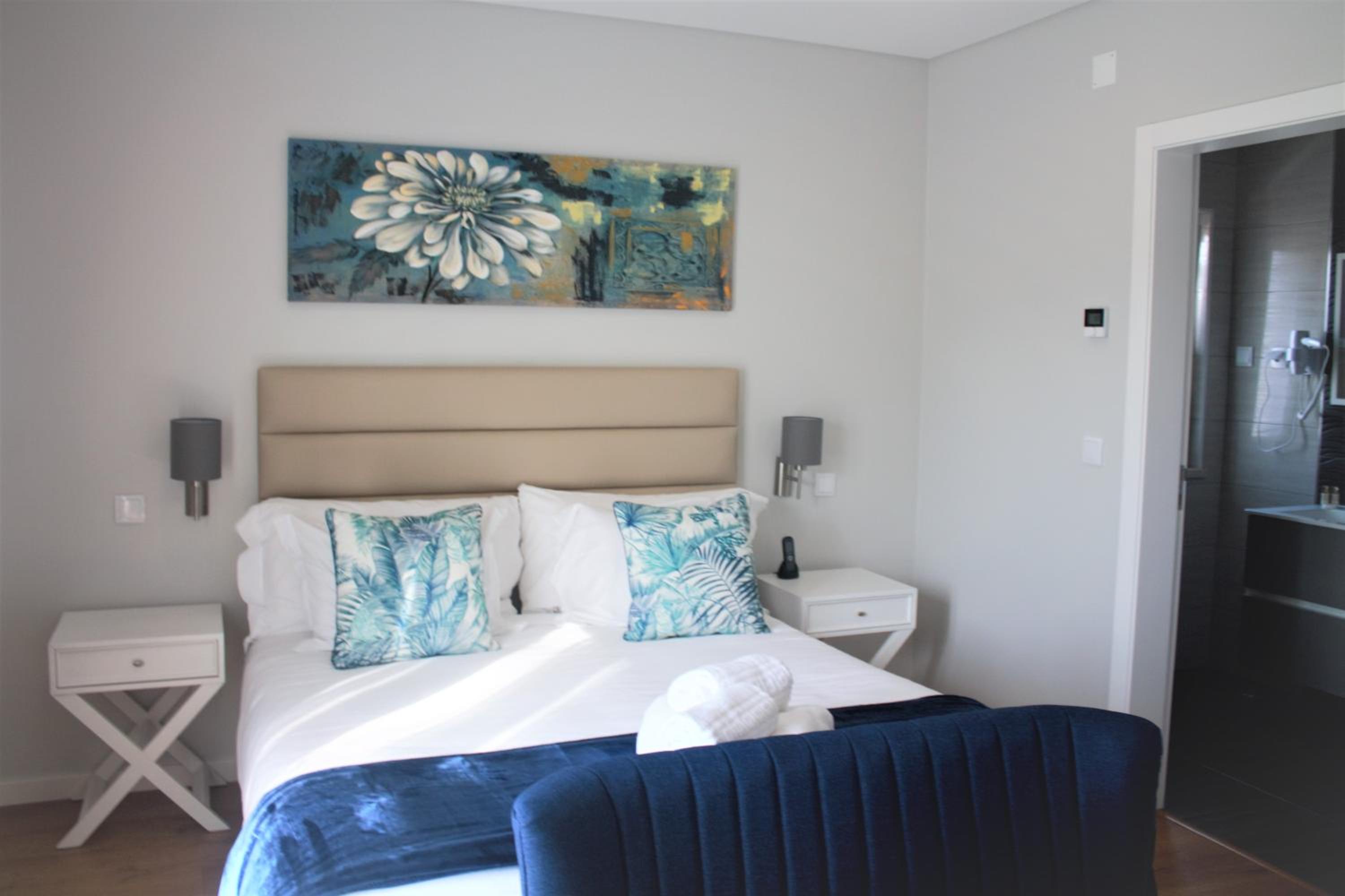 King Room with Balcony photo 1