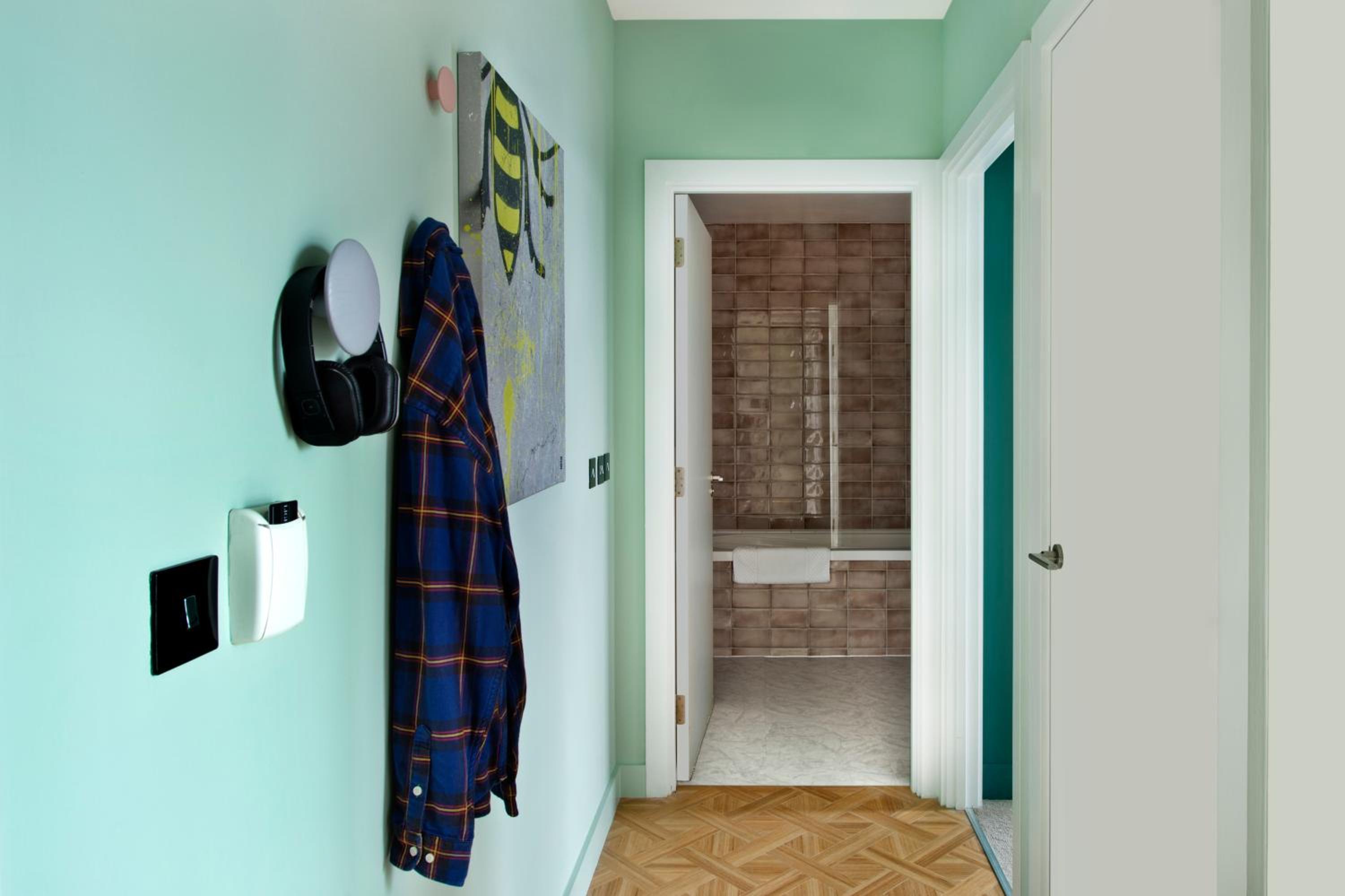 One Bedroom Suite  - Photo 11