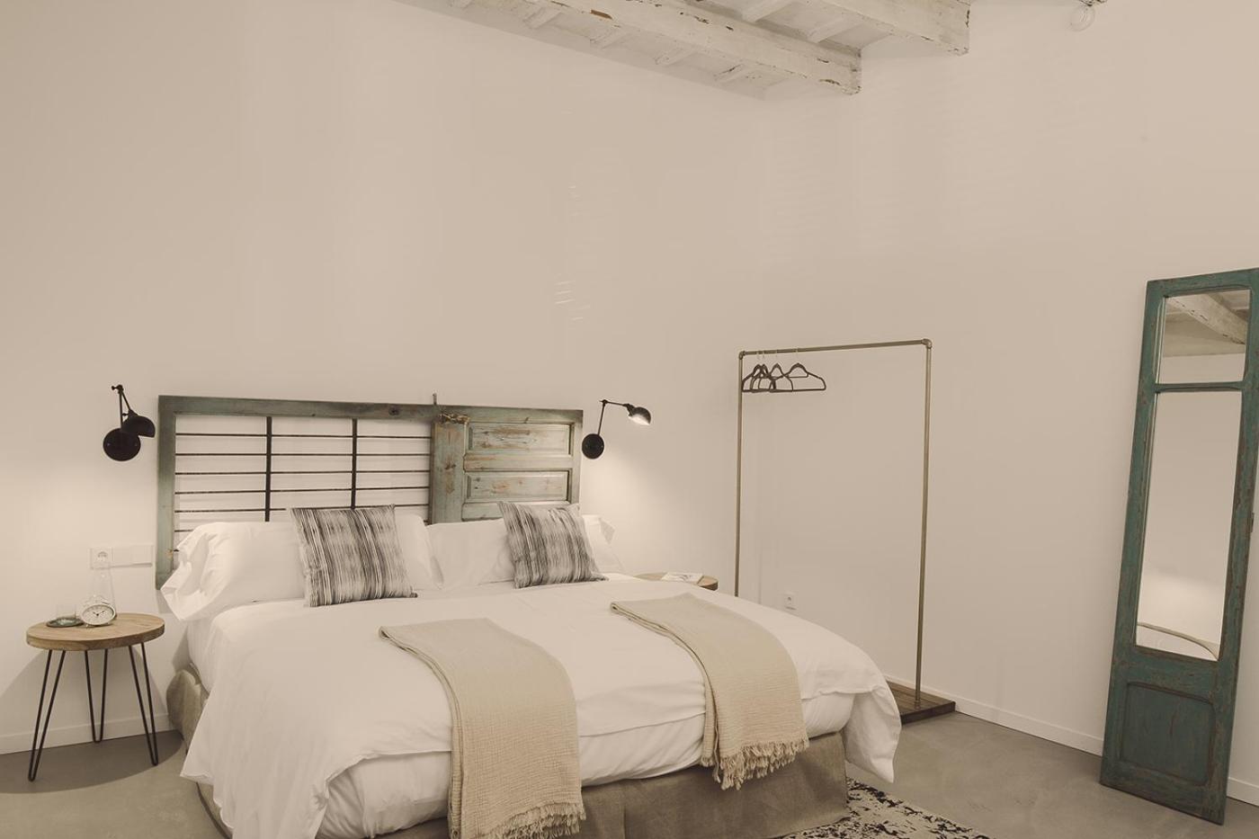 Double Room - Disability Access photo 2