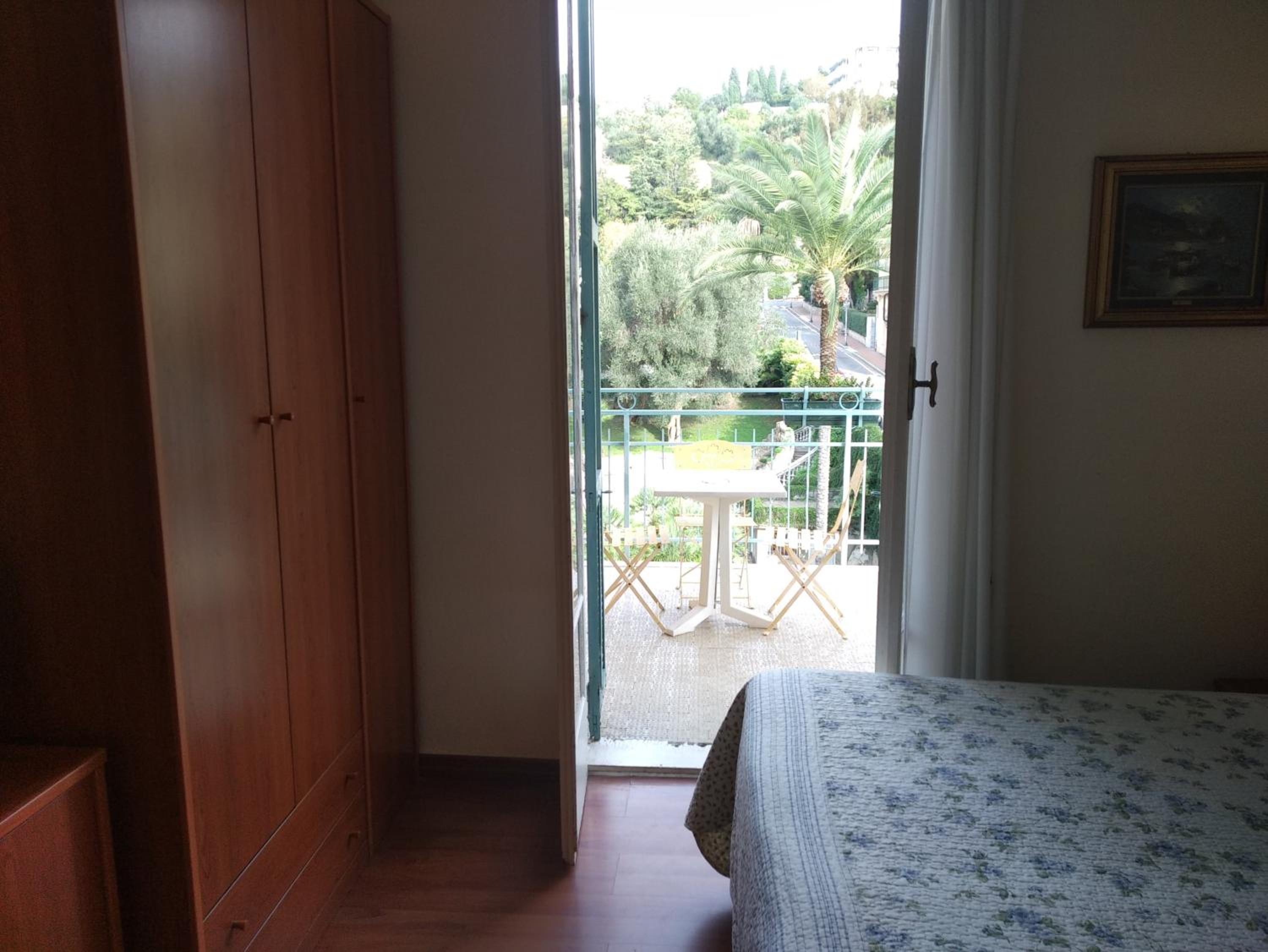 Double Room with Terrace photo 3