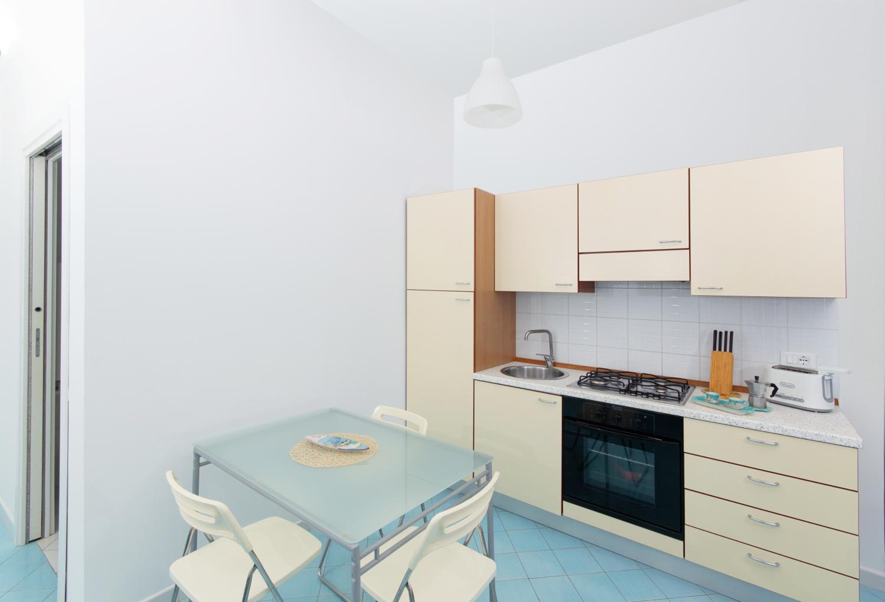 Studio with Sea View - Photo 3