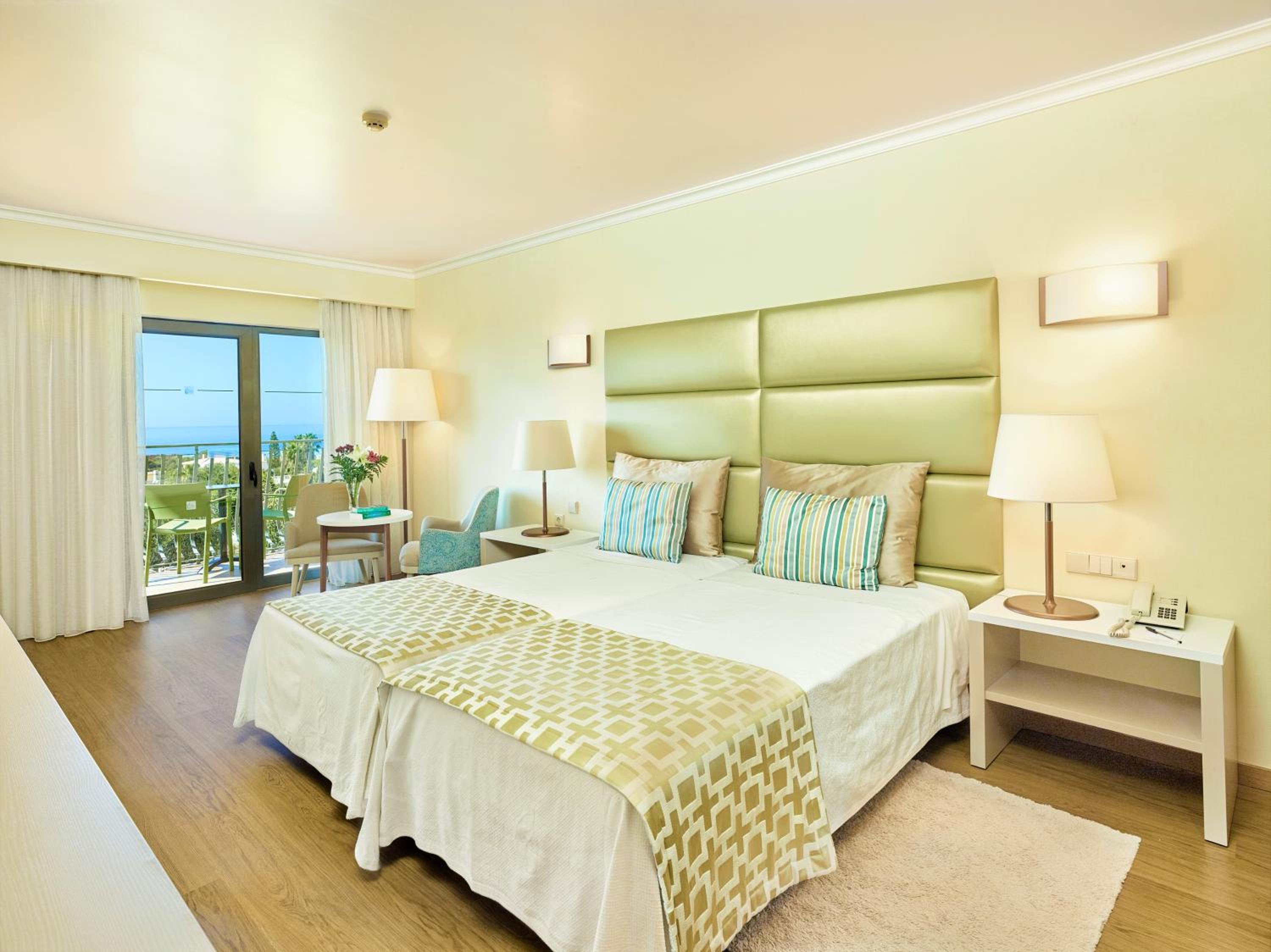Deluxe Twin Room with Sea View