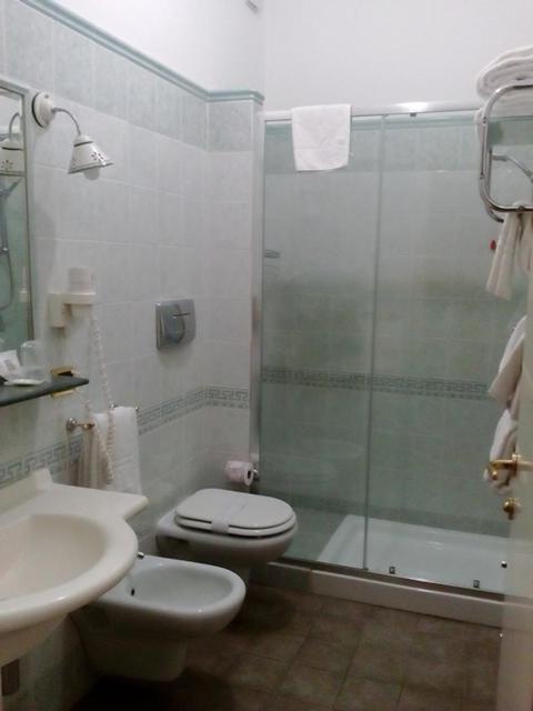 Triple Room - Photo 3