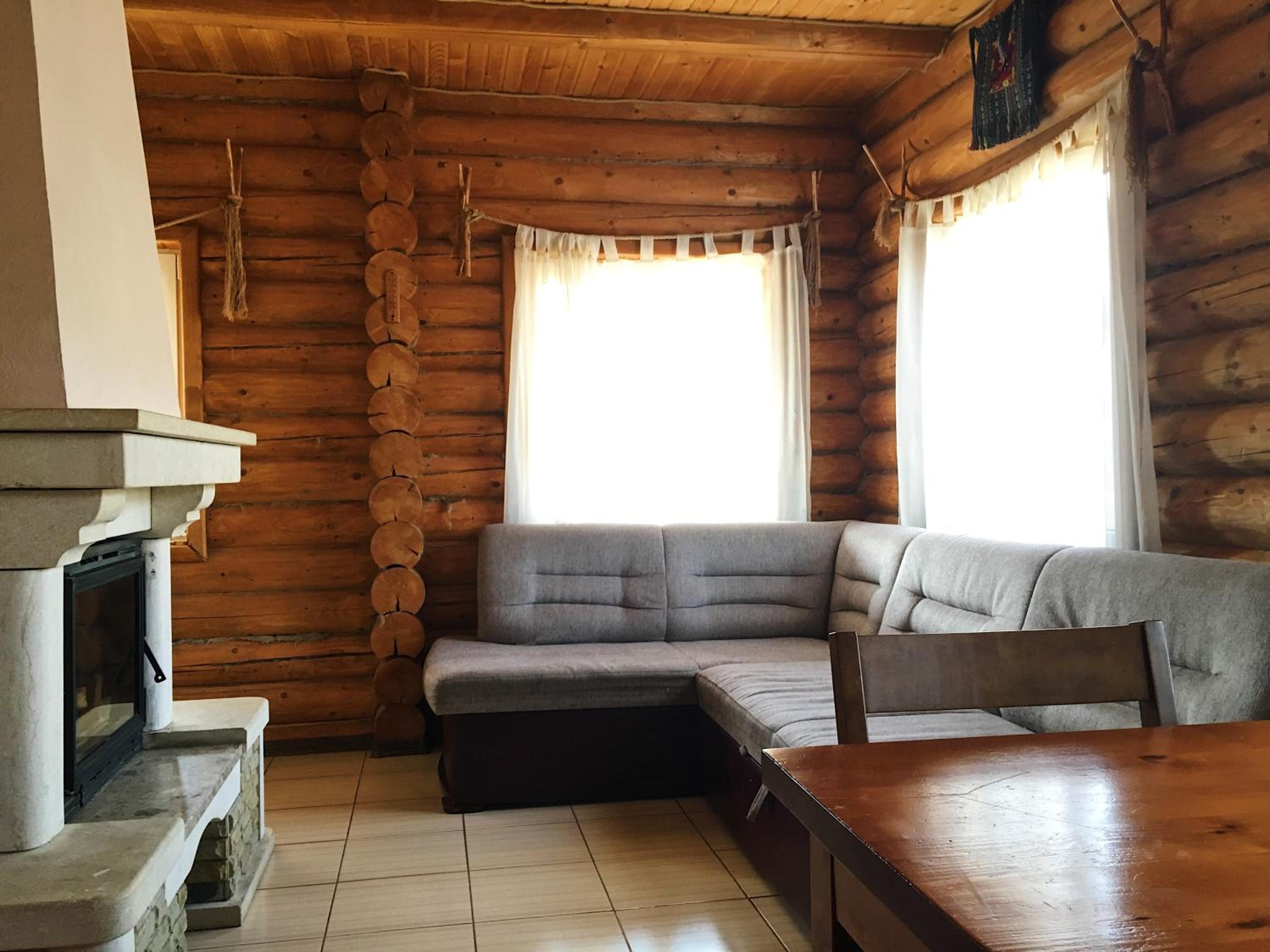 Three-Bedroom House photo 3
