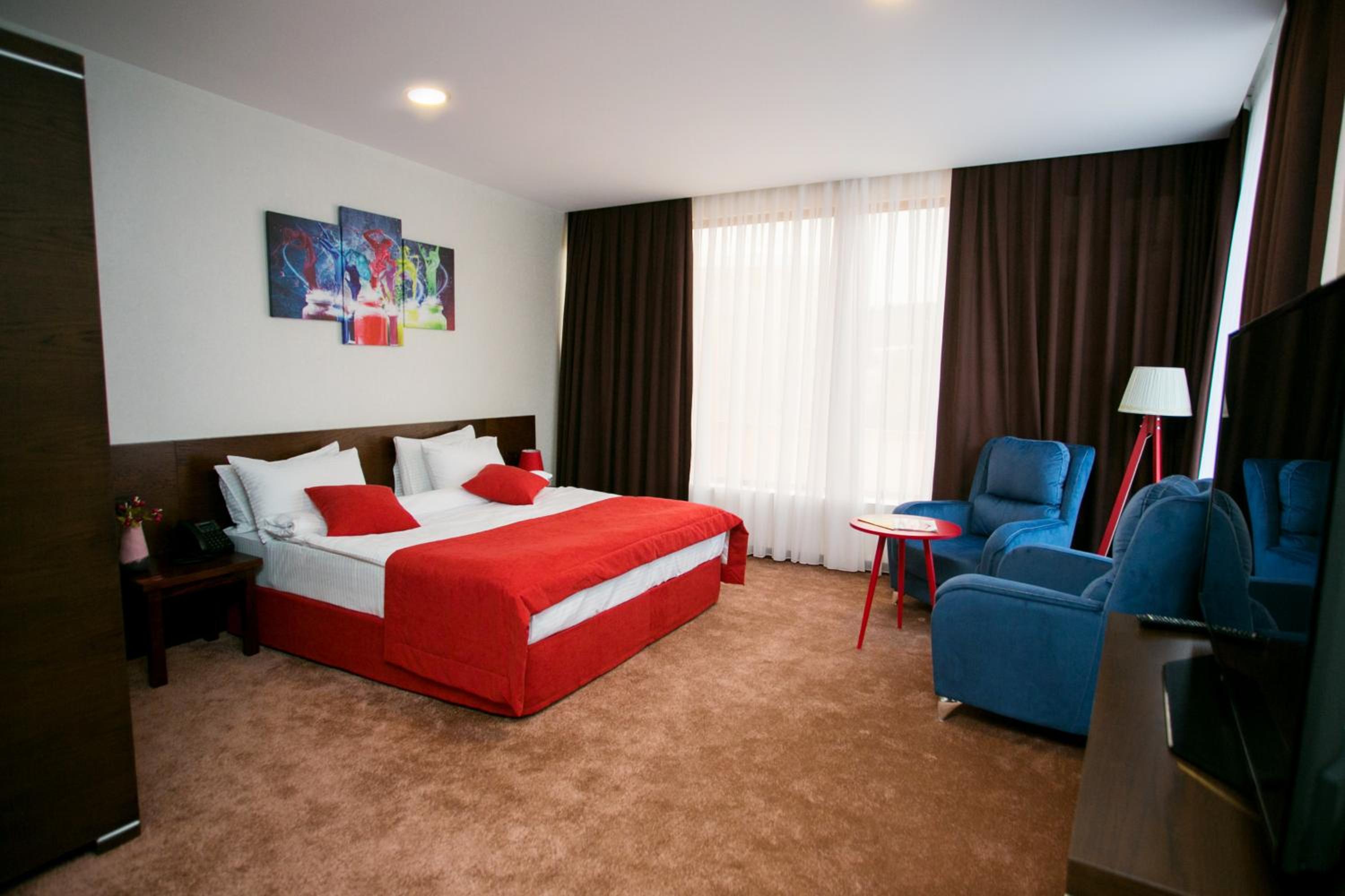 King Room with Balcony photo 1