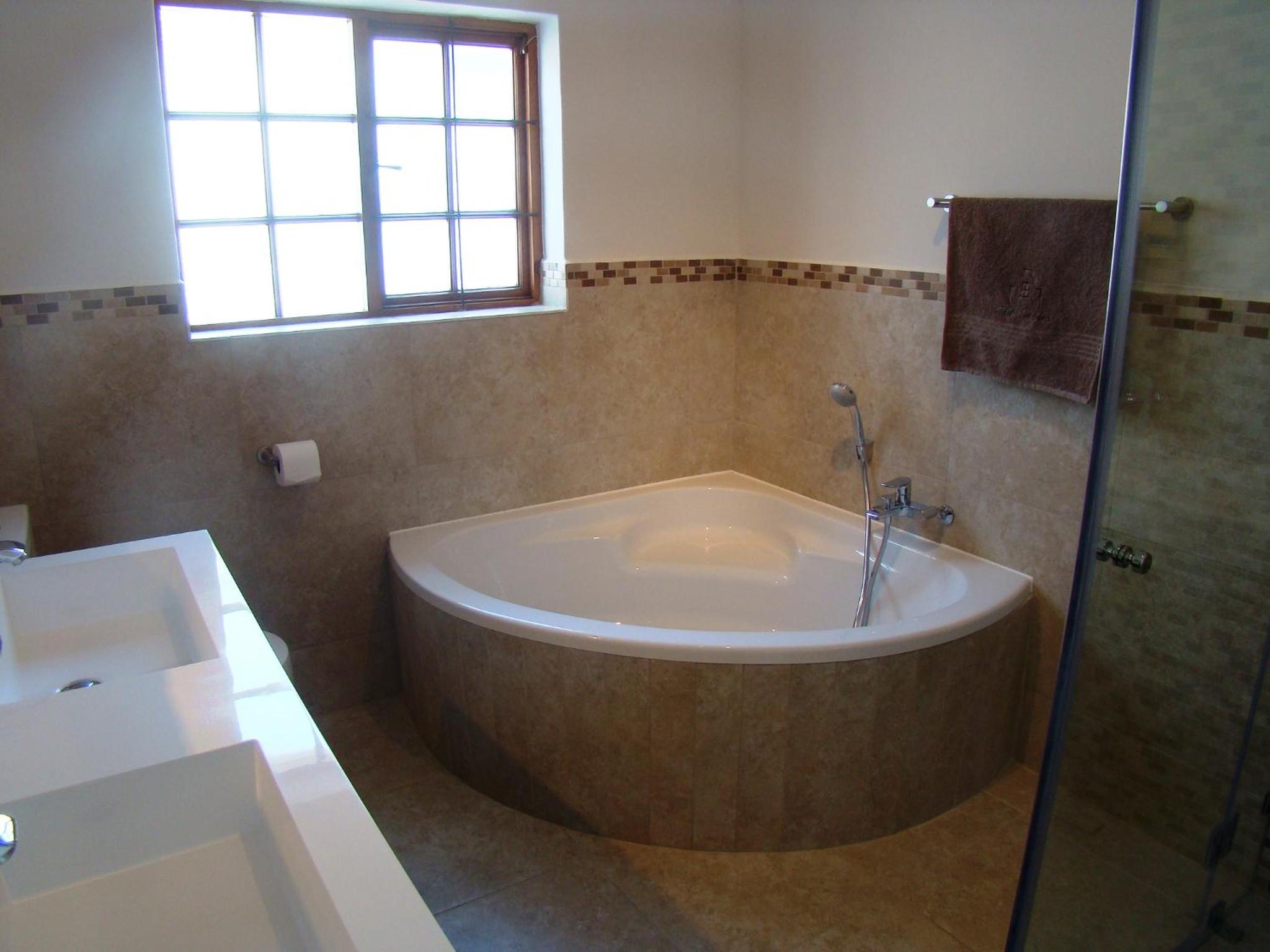 Villa photo 2