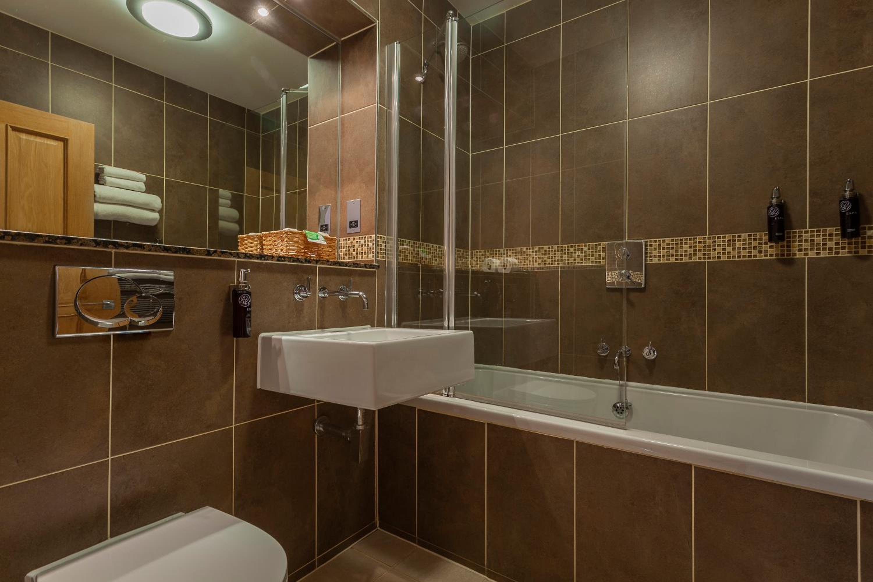 Superior Double Room - Photo 17