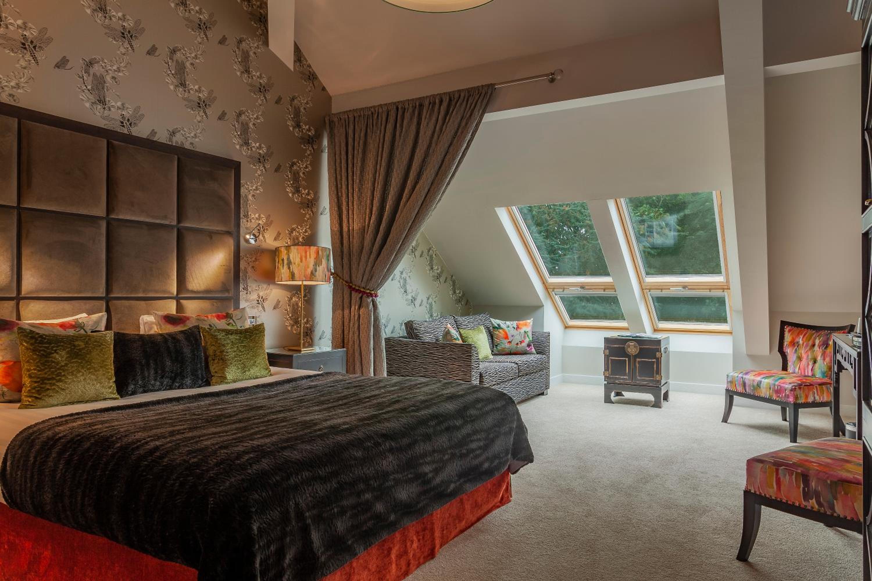 Suite - Photo 17