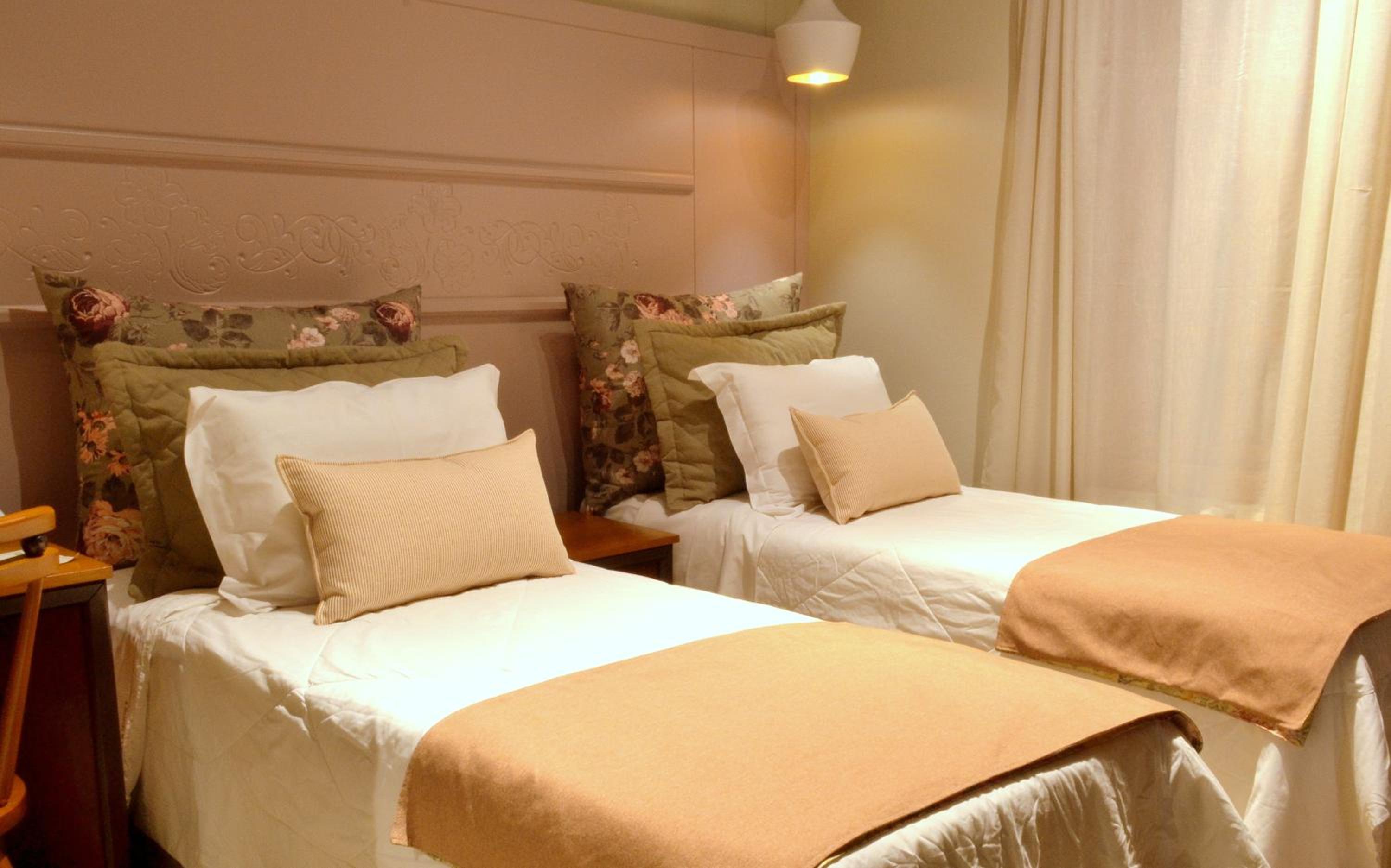 Quarto Azaléia photo 2