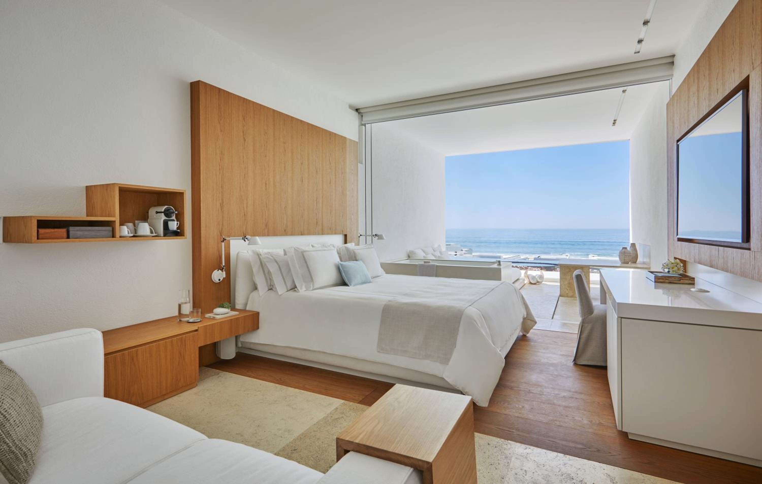 Ocean View King Bed