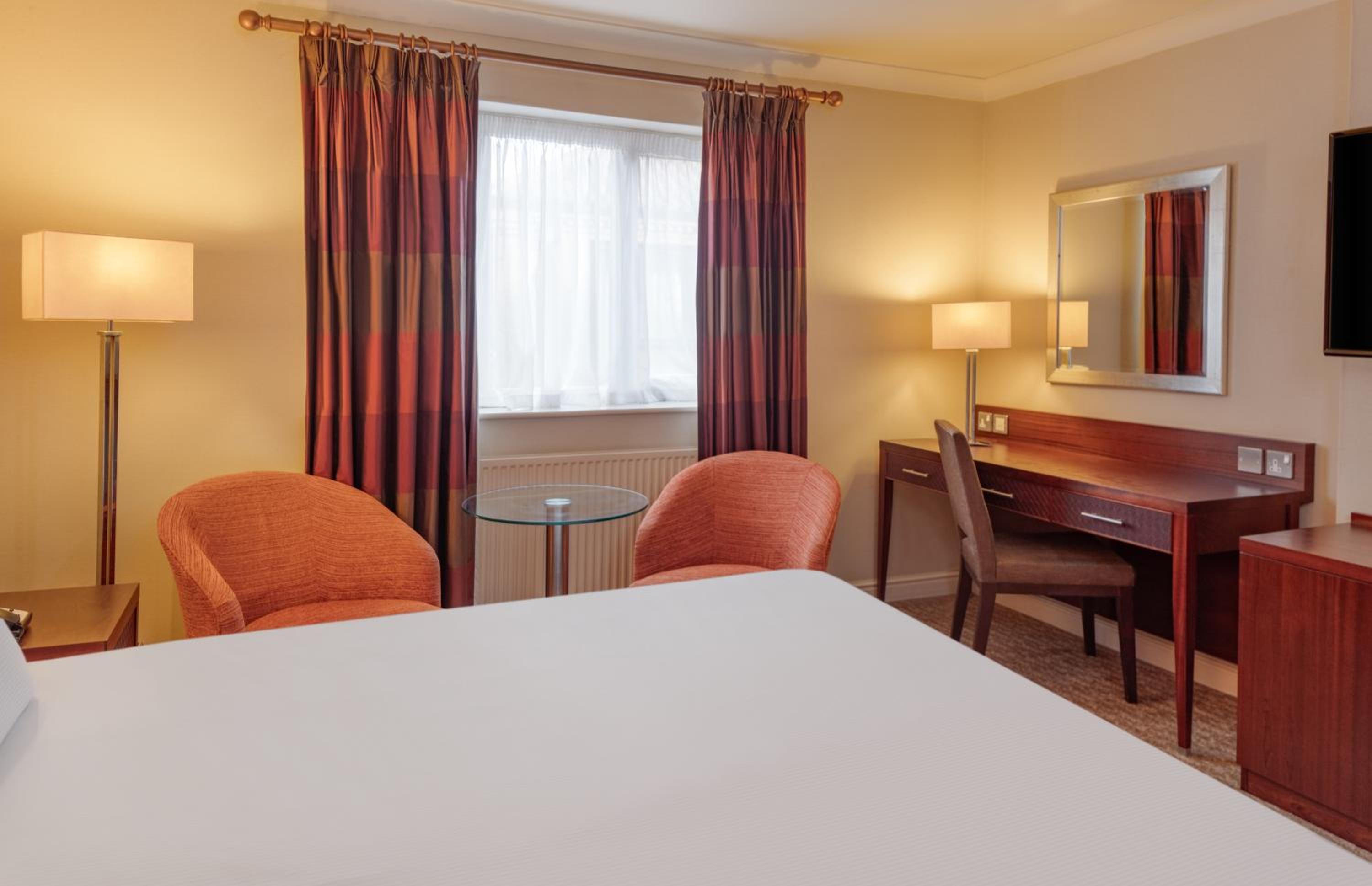 Classic King Room - Photo 5