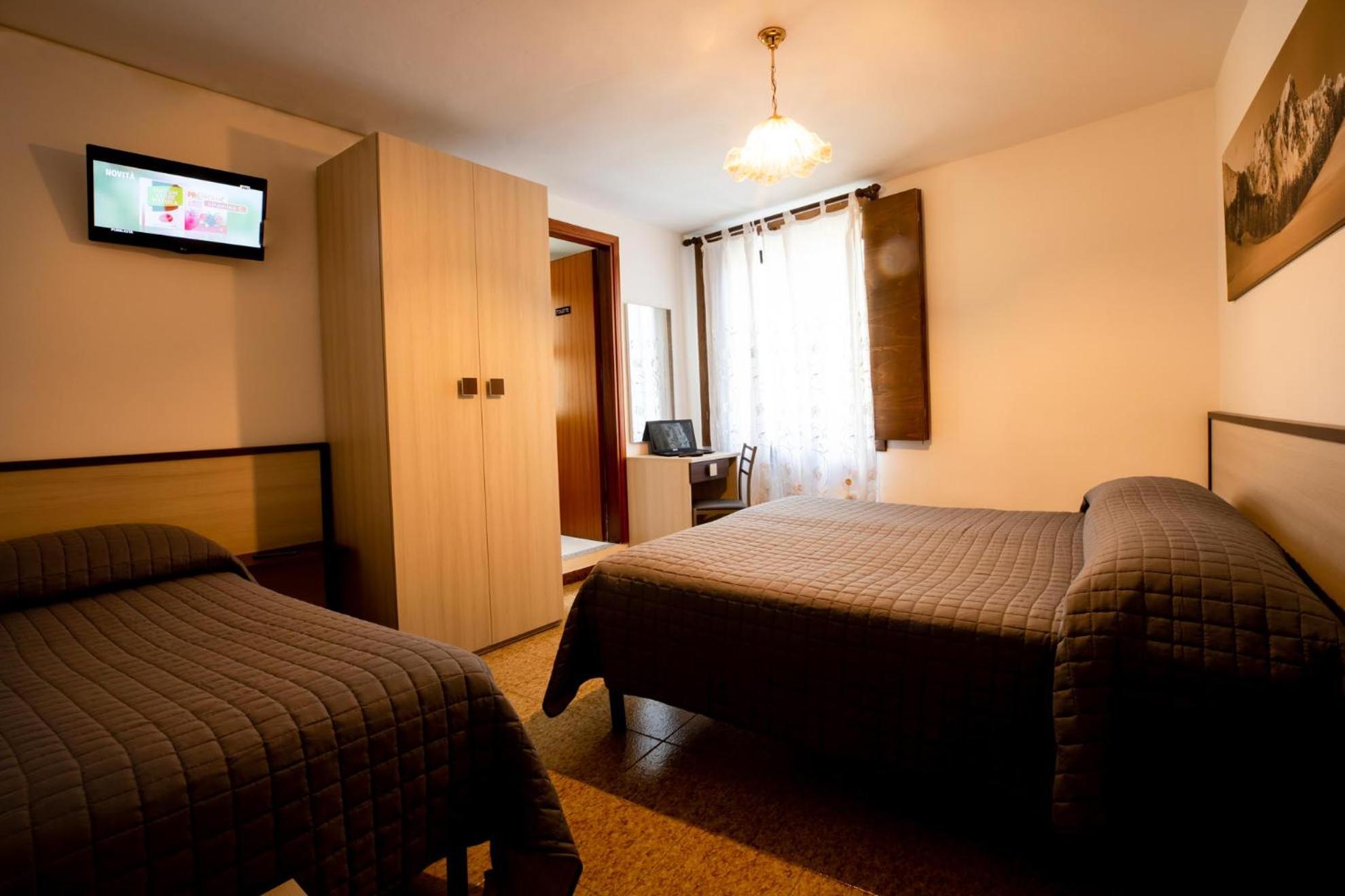 Triple Room photo 2