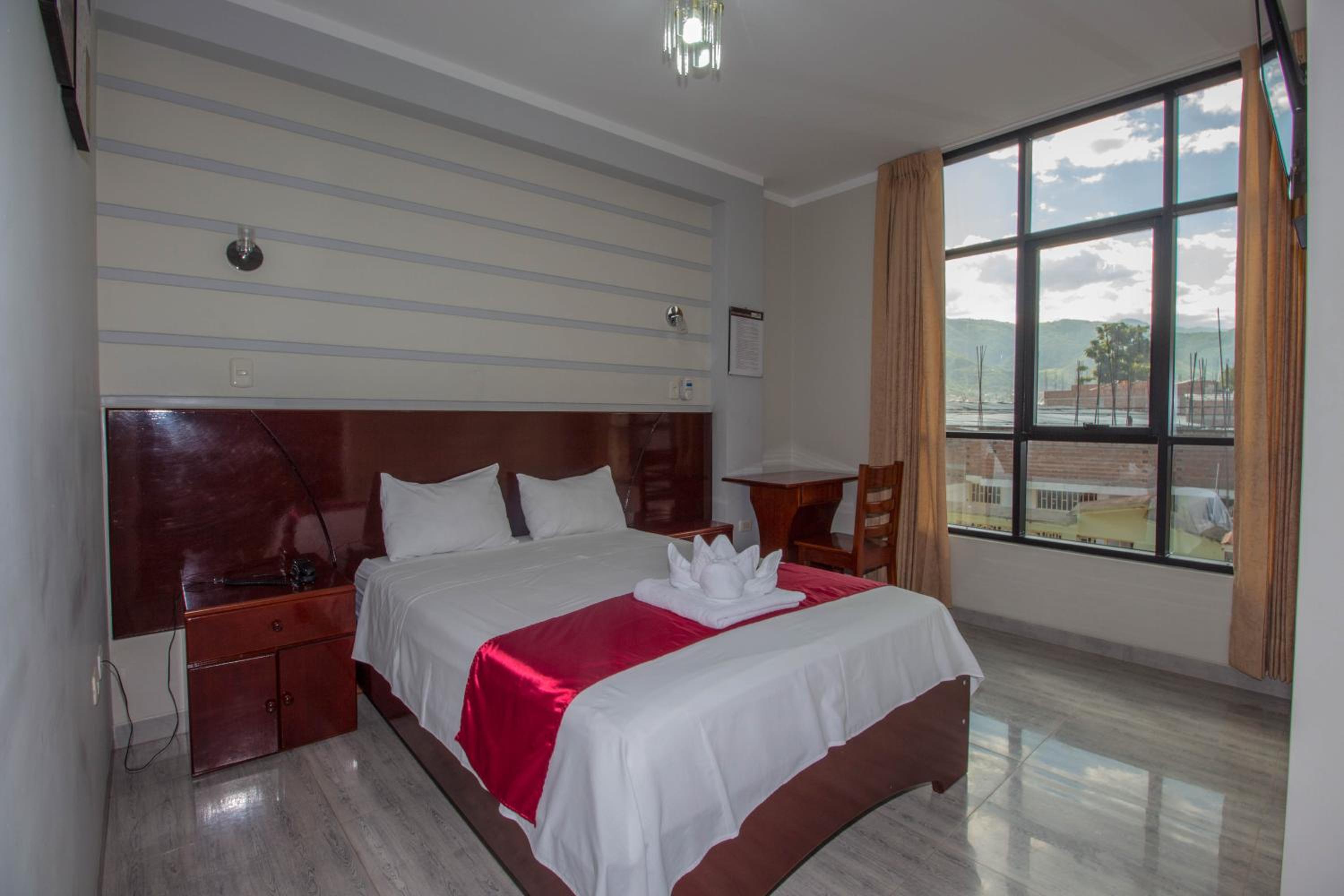 Large Single Room photo 2