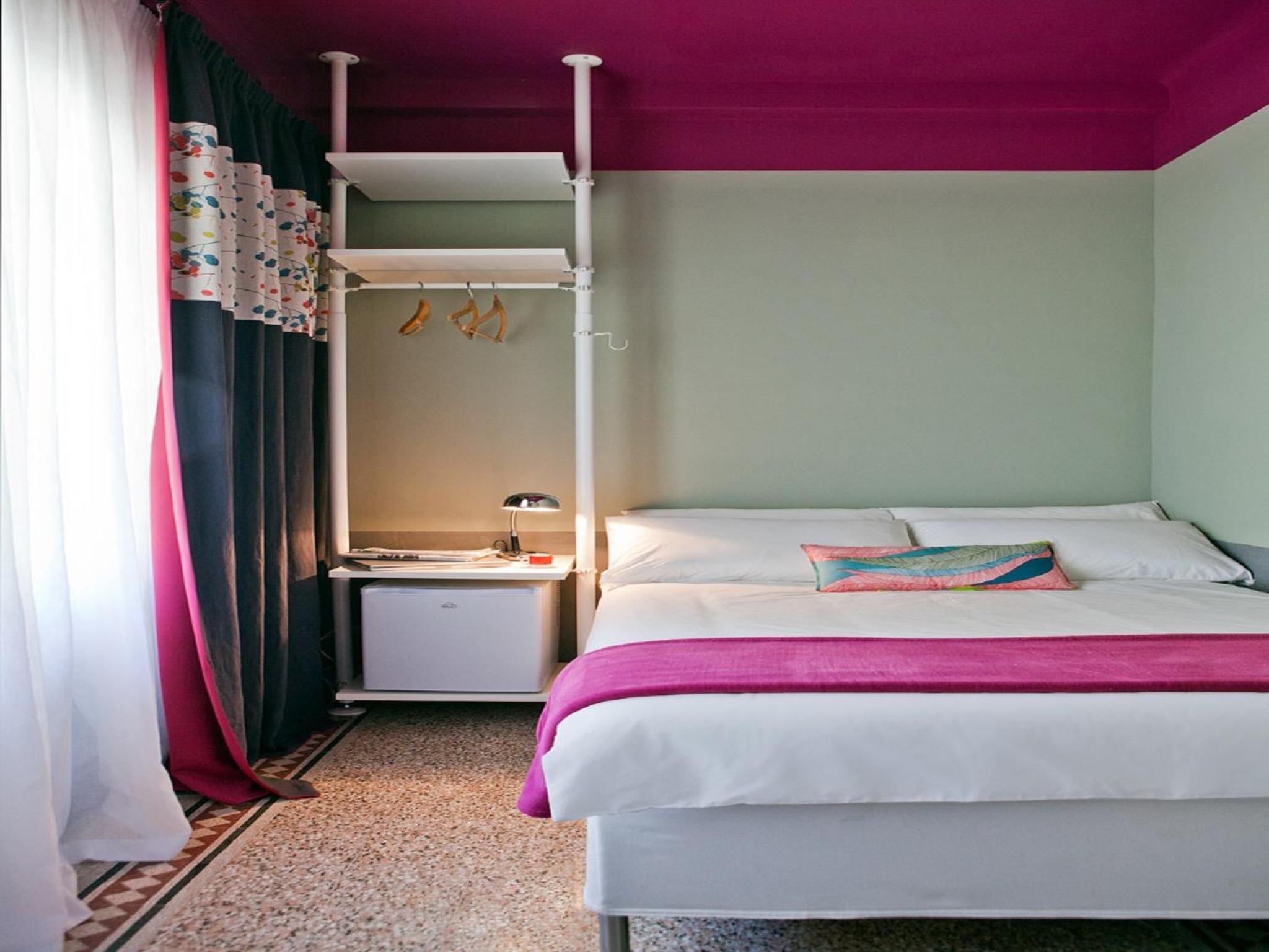 Small Double Room photo 1