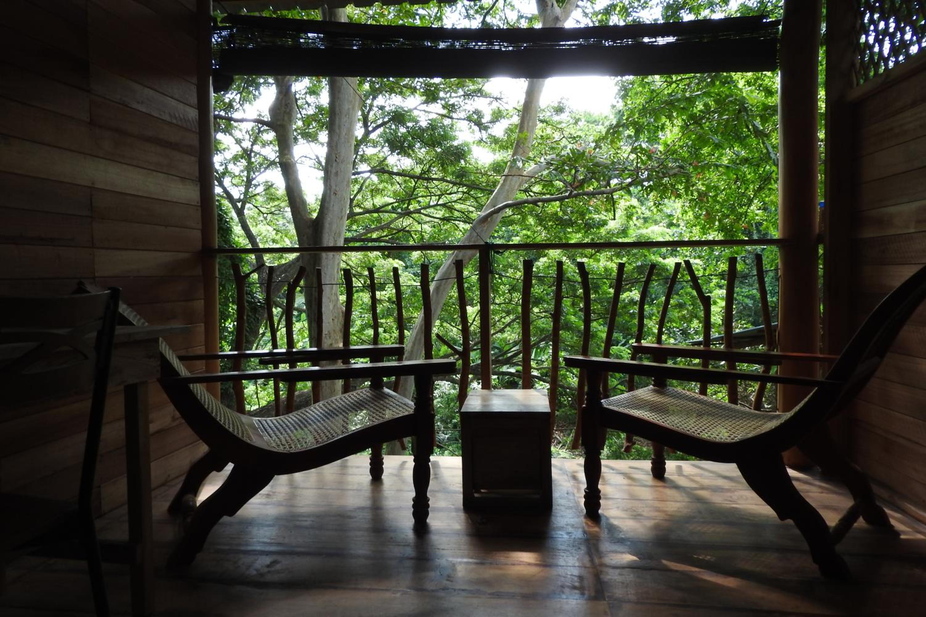 Deluxe King Room with River View photo 2