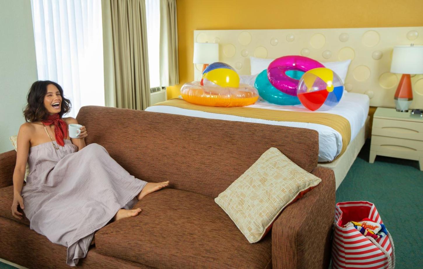 Coconut Waikiki Executive Suite photo 3