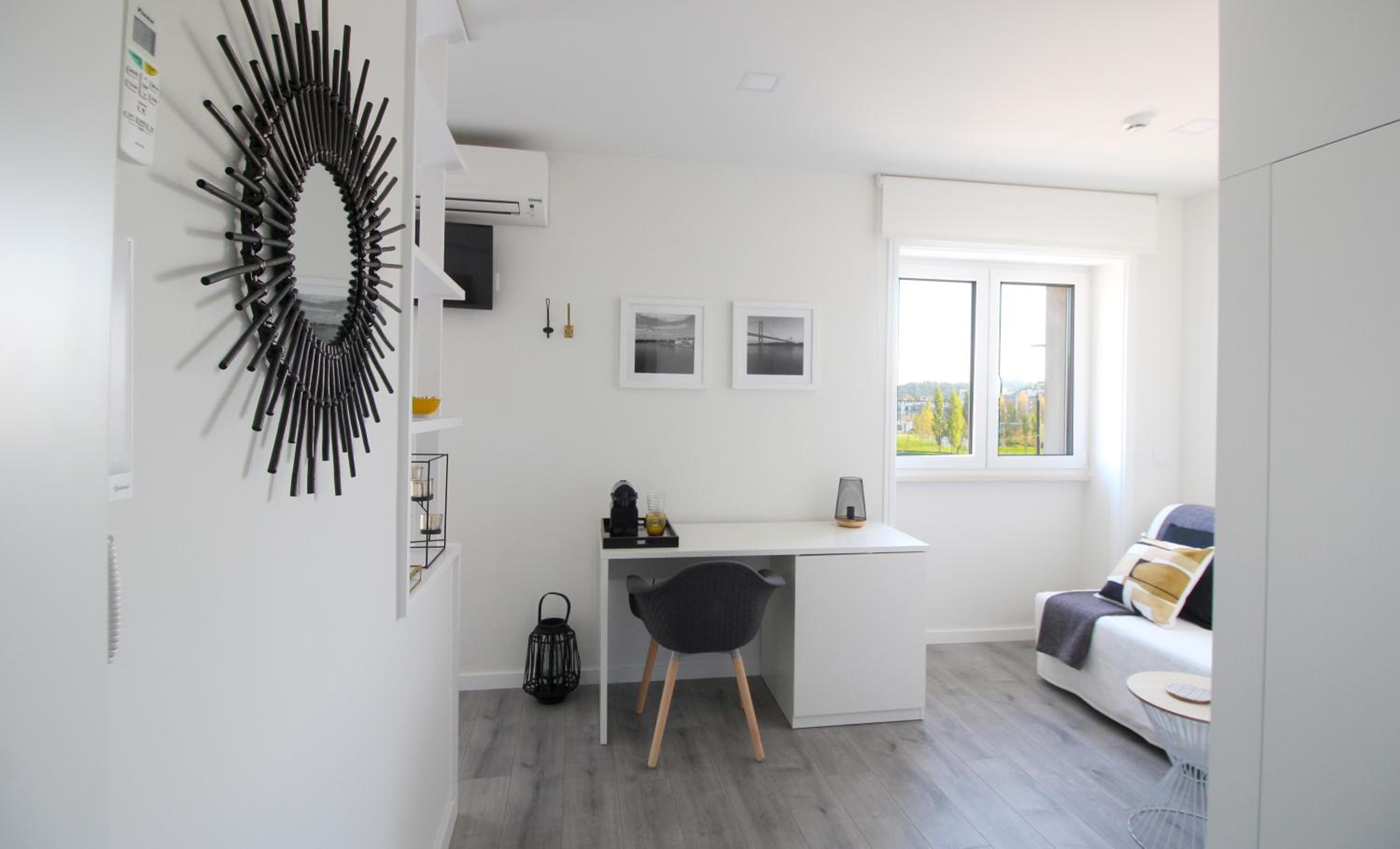 Standard Suite - Photo 1