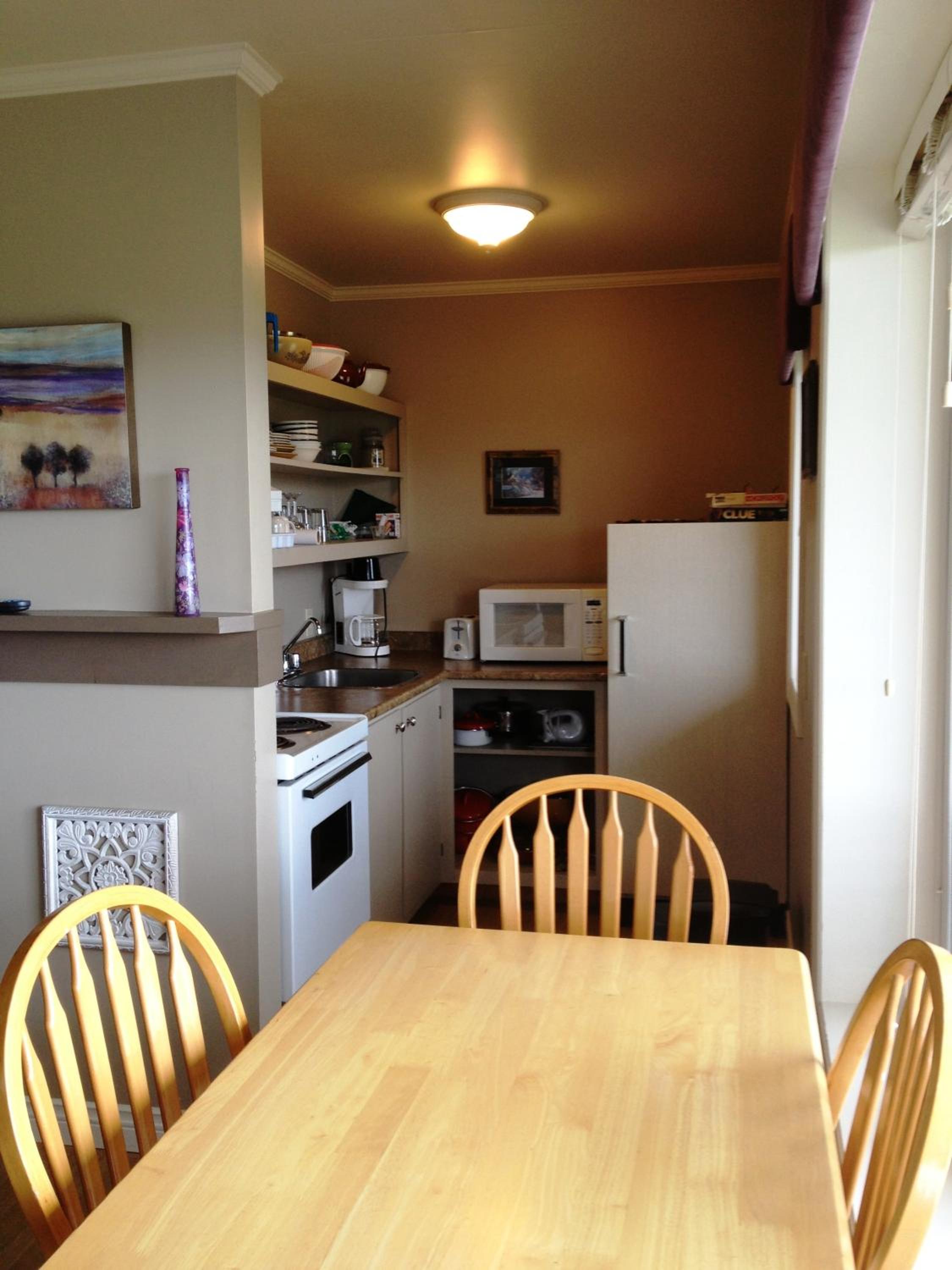 Two-Bedroom Cottage - Disability Access photo 3