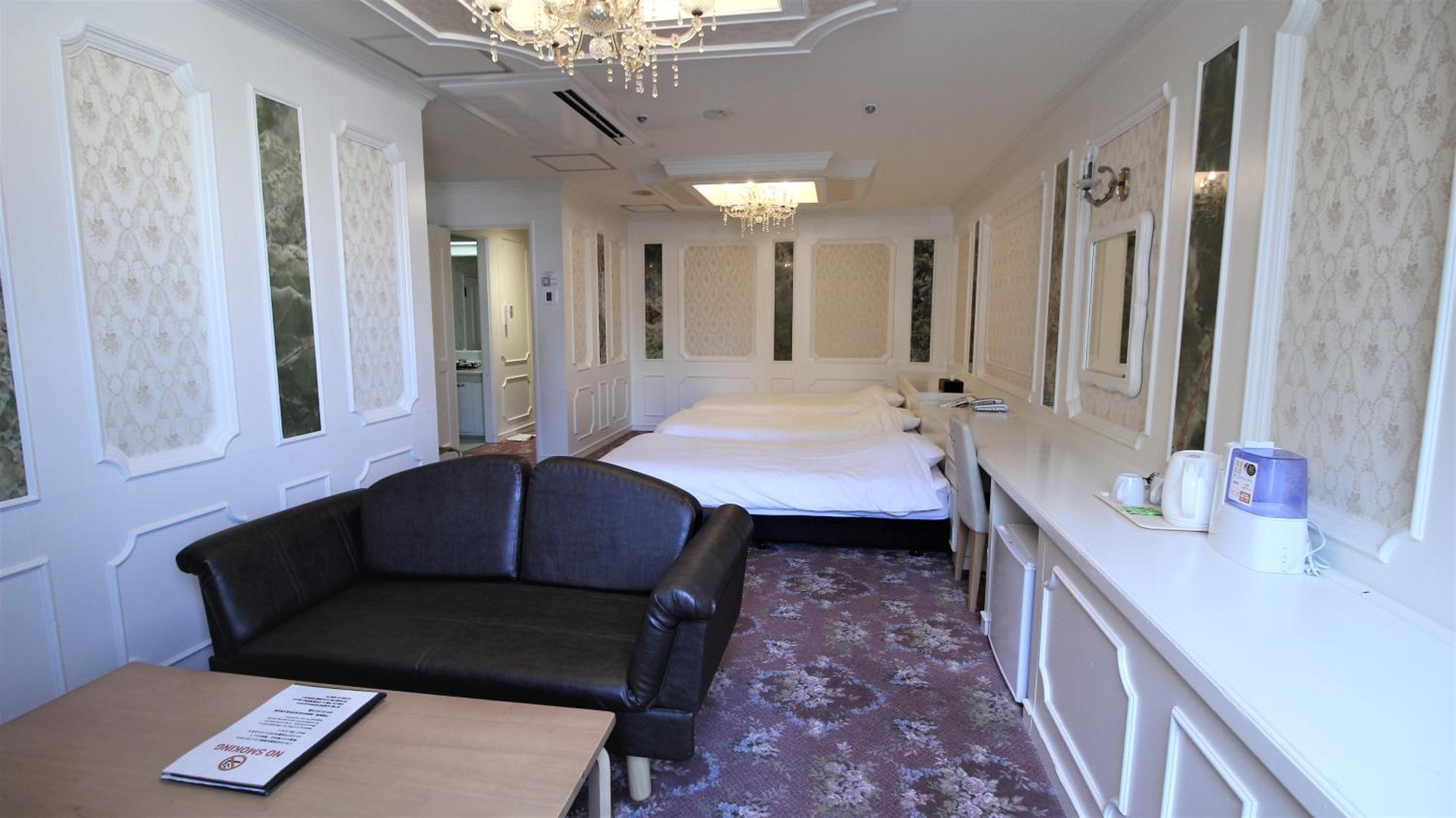 Triple room with Extra Bed - Non Smoking  photo 2