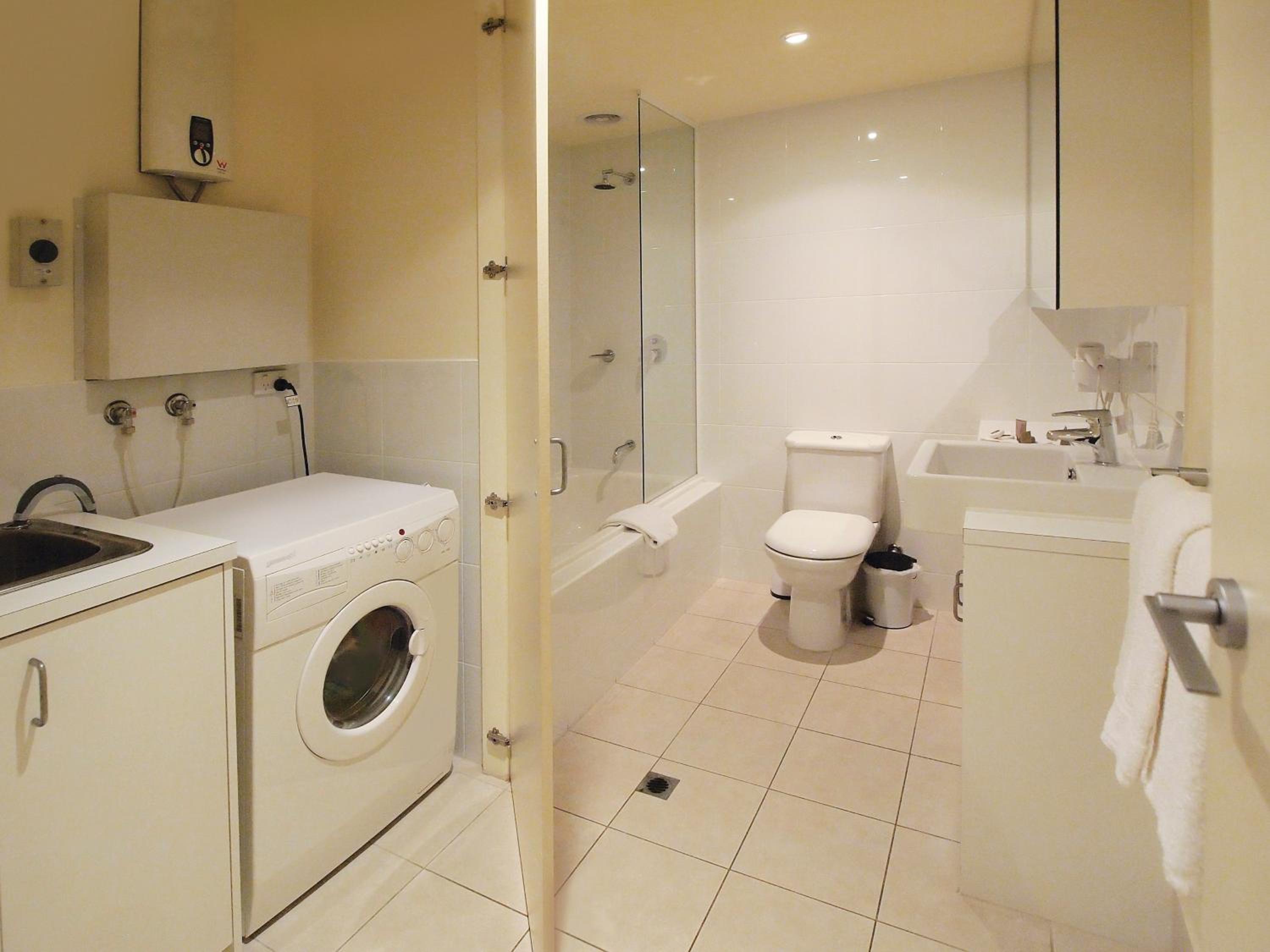 Two-Bedroom Apartment thumbnail 6