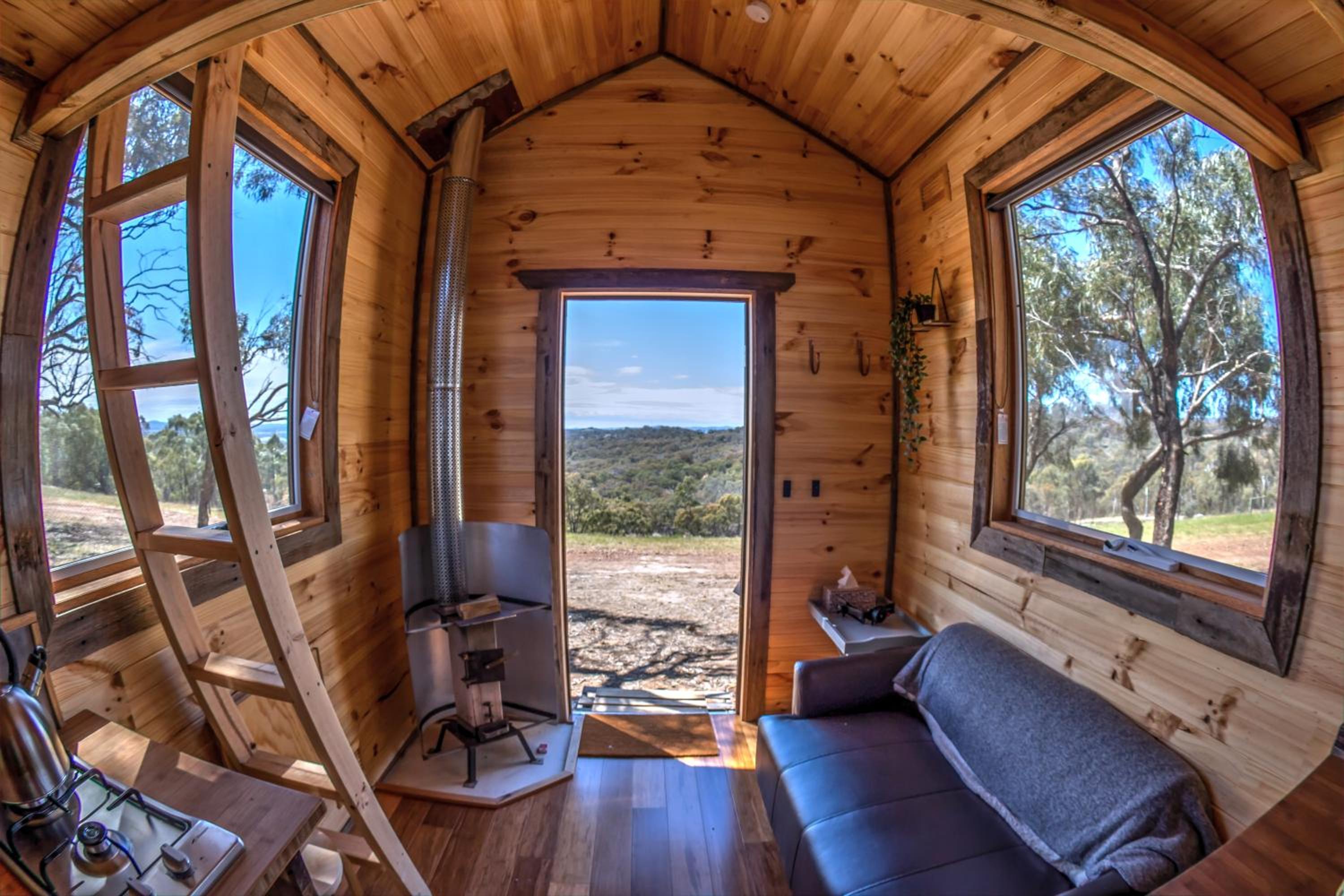Mobile Home photo 2