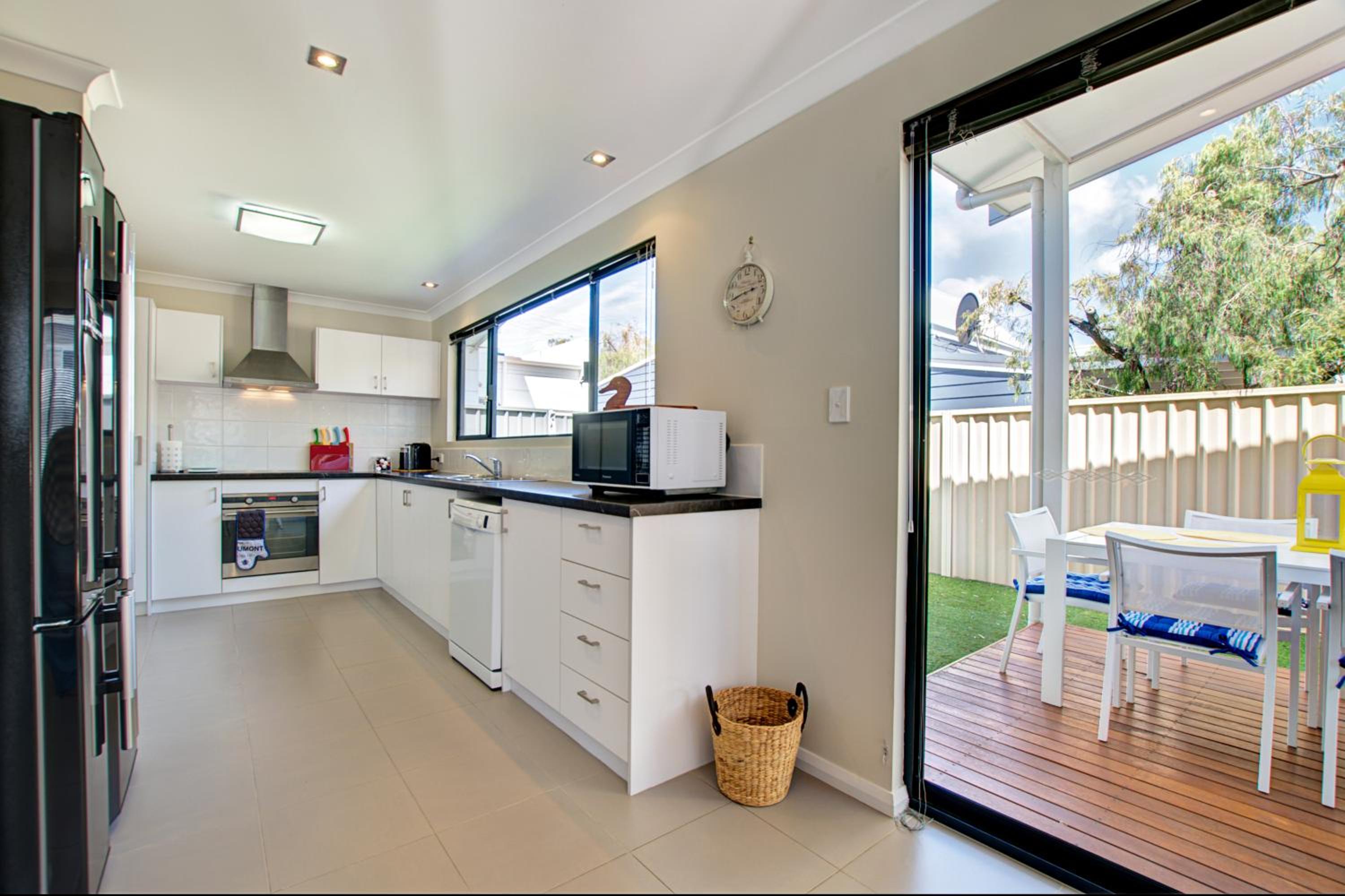 Four-Bedroom Vacation Home photo 2