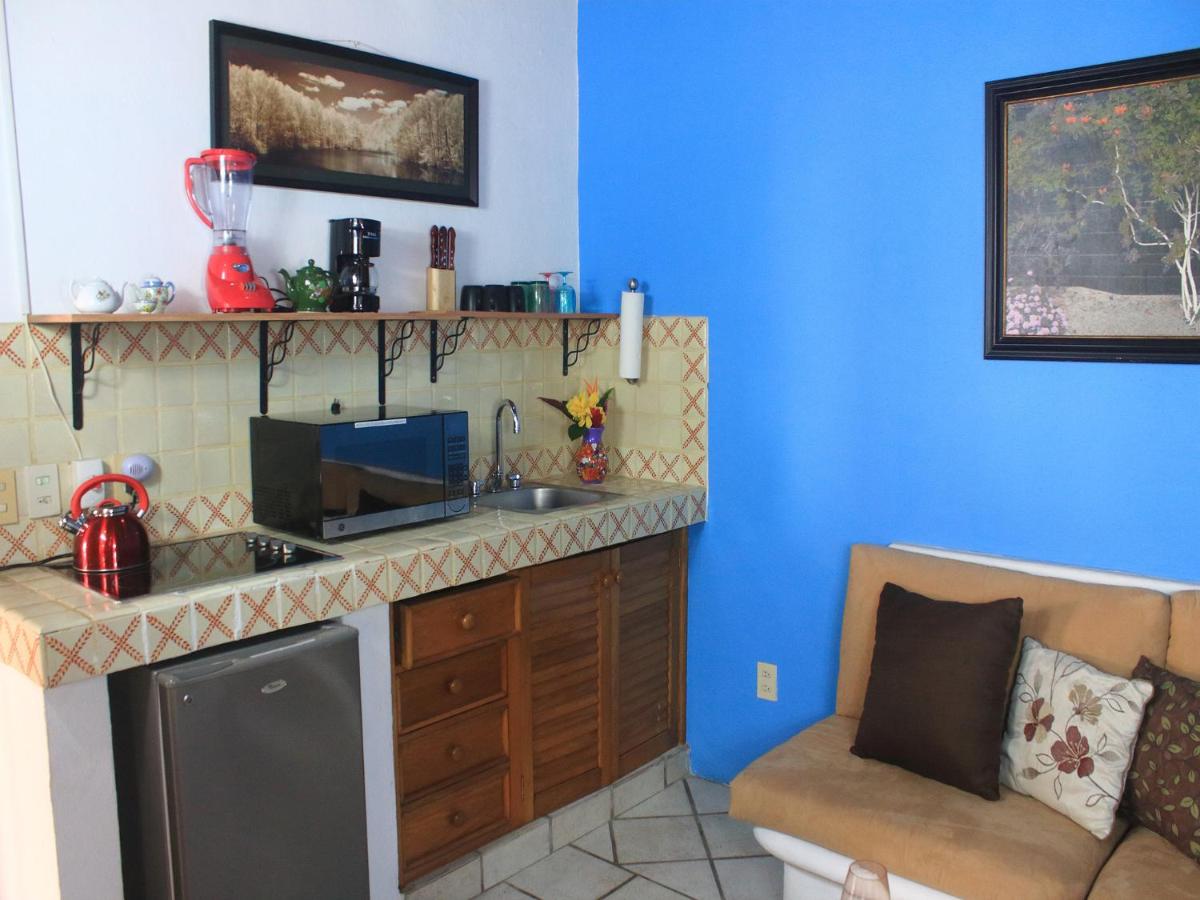 One-Bedroom Suite photo 2
