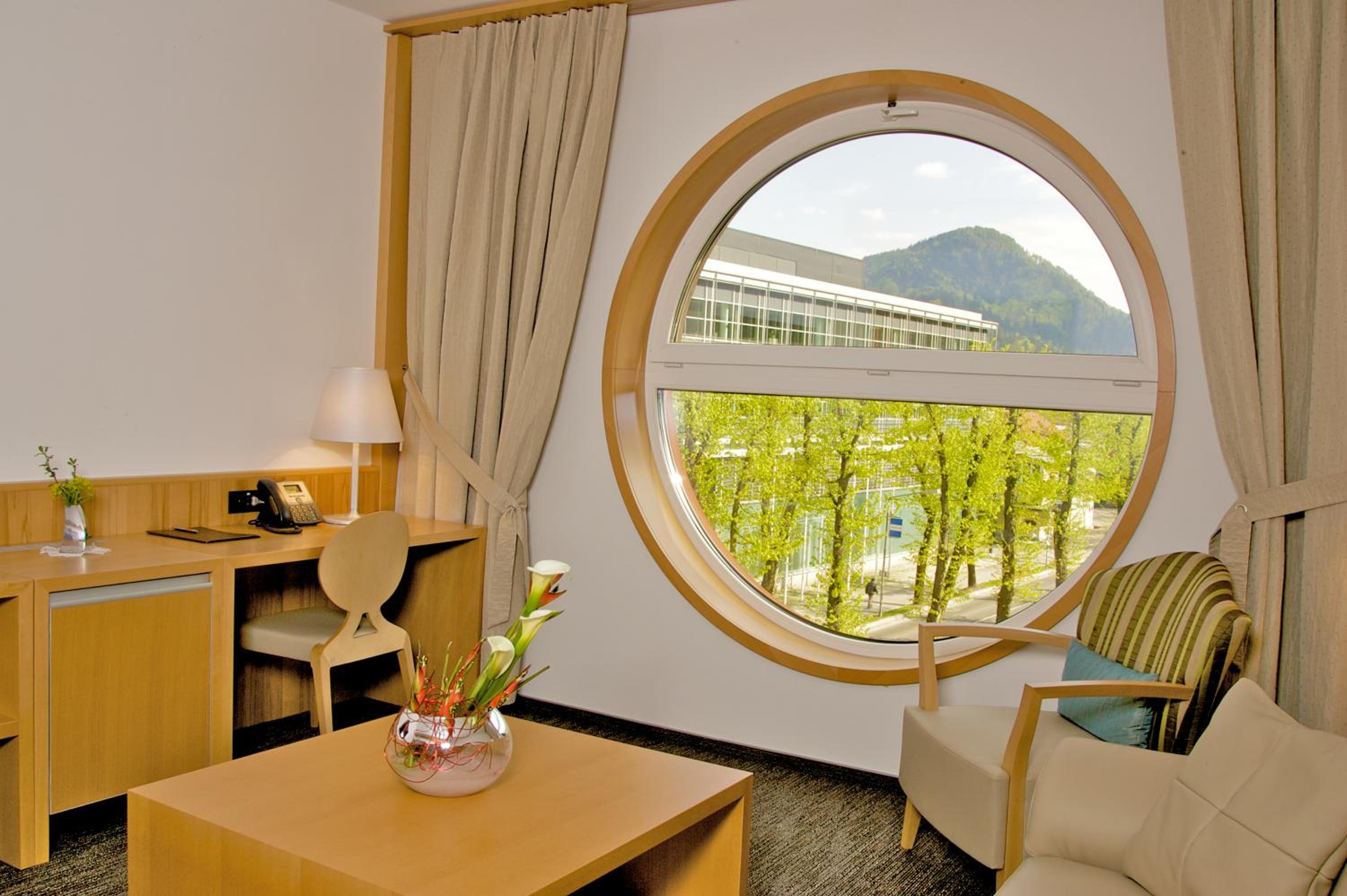 Suite - Photo 8
