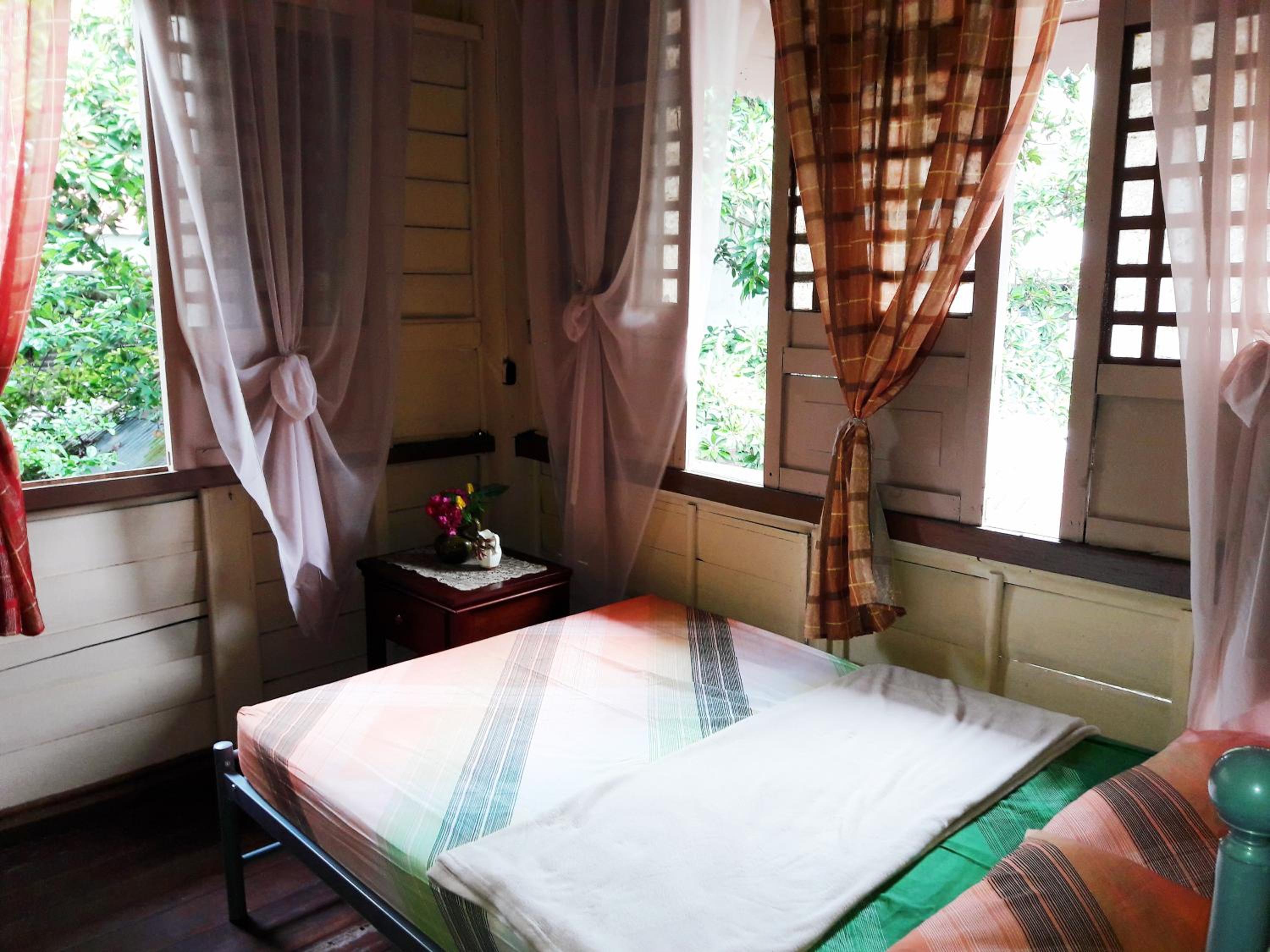 Large Single Room photo 2