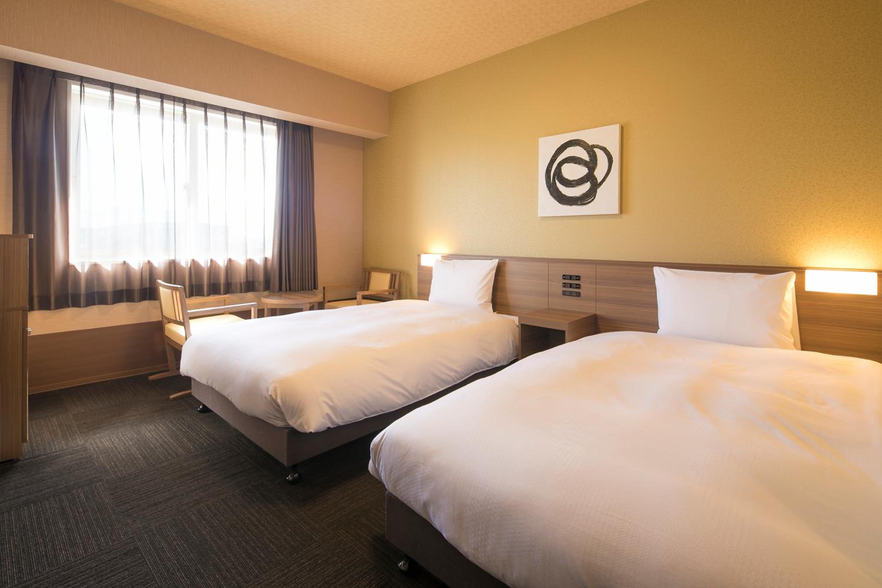 Standard Twin Room - Non-Smoking - Photo 1